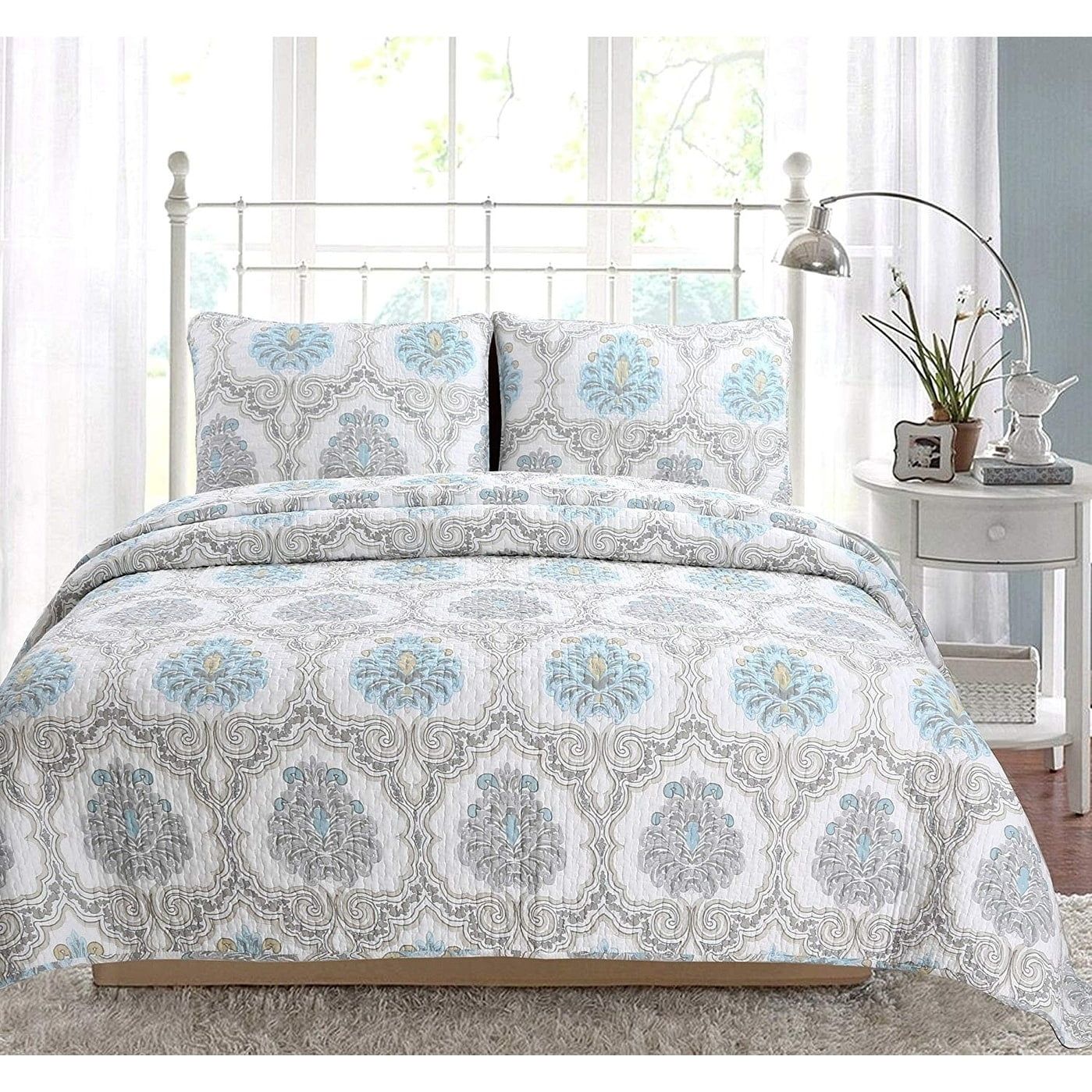 King Blue Damask Reversible Cotton Quilt Set