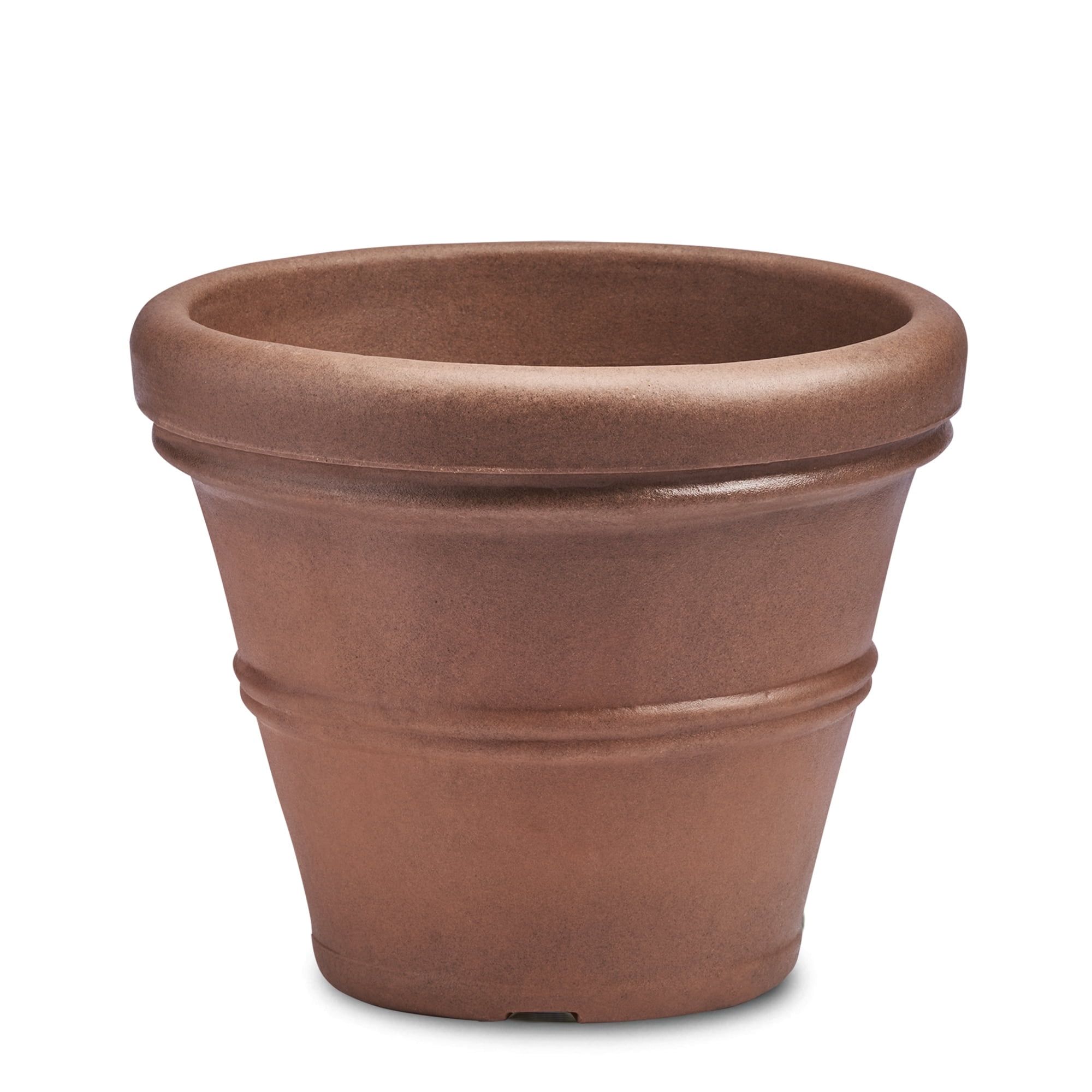 Rust Polyethylene Round Rolled-Rim Planter, 14-inch