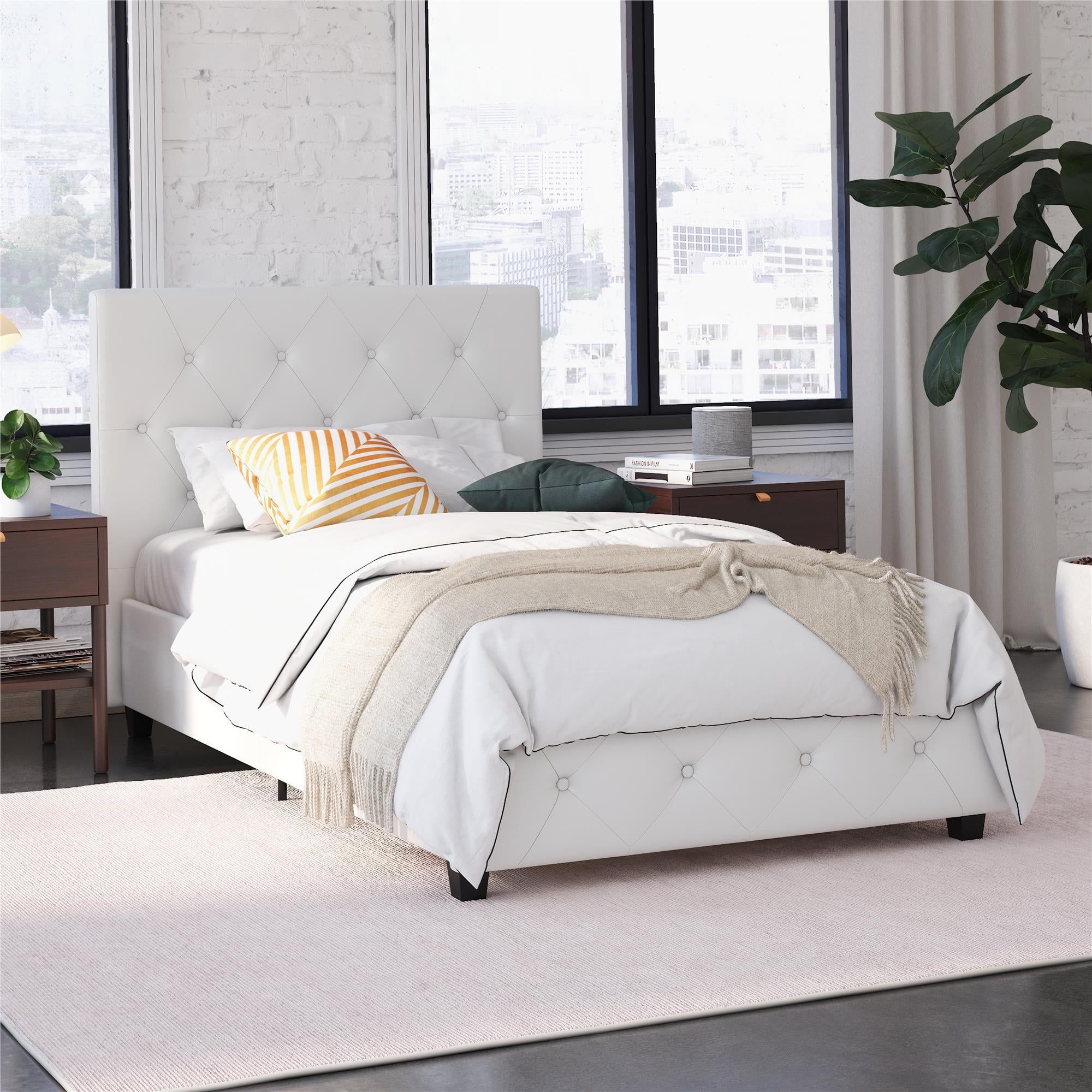 Twin White Faux Leather Upholstered Platform Bed with Tufted Headboard