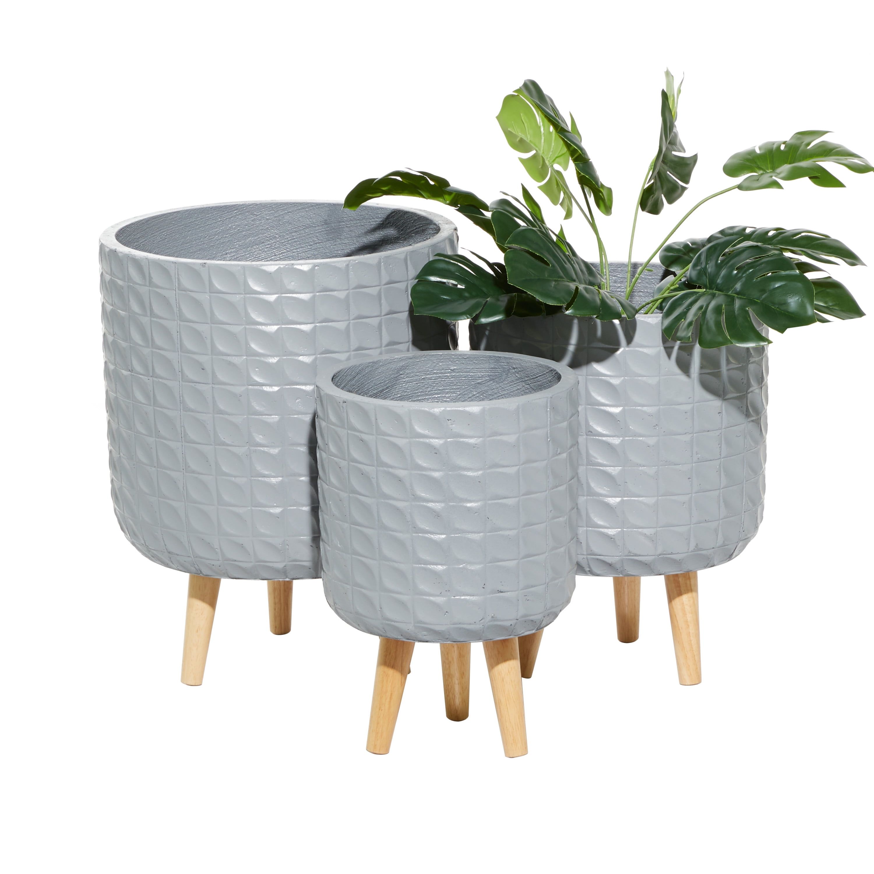 Contemporary Gray MGO Planter Set with Light Brown Tripod Legs, 3-Piece