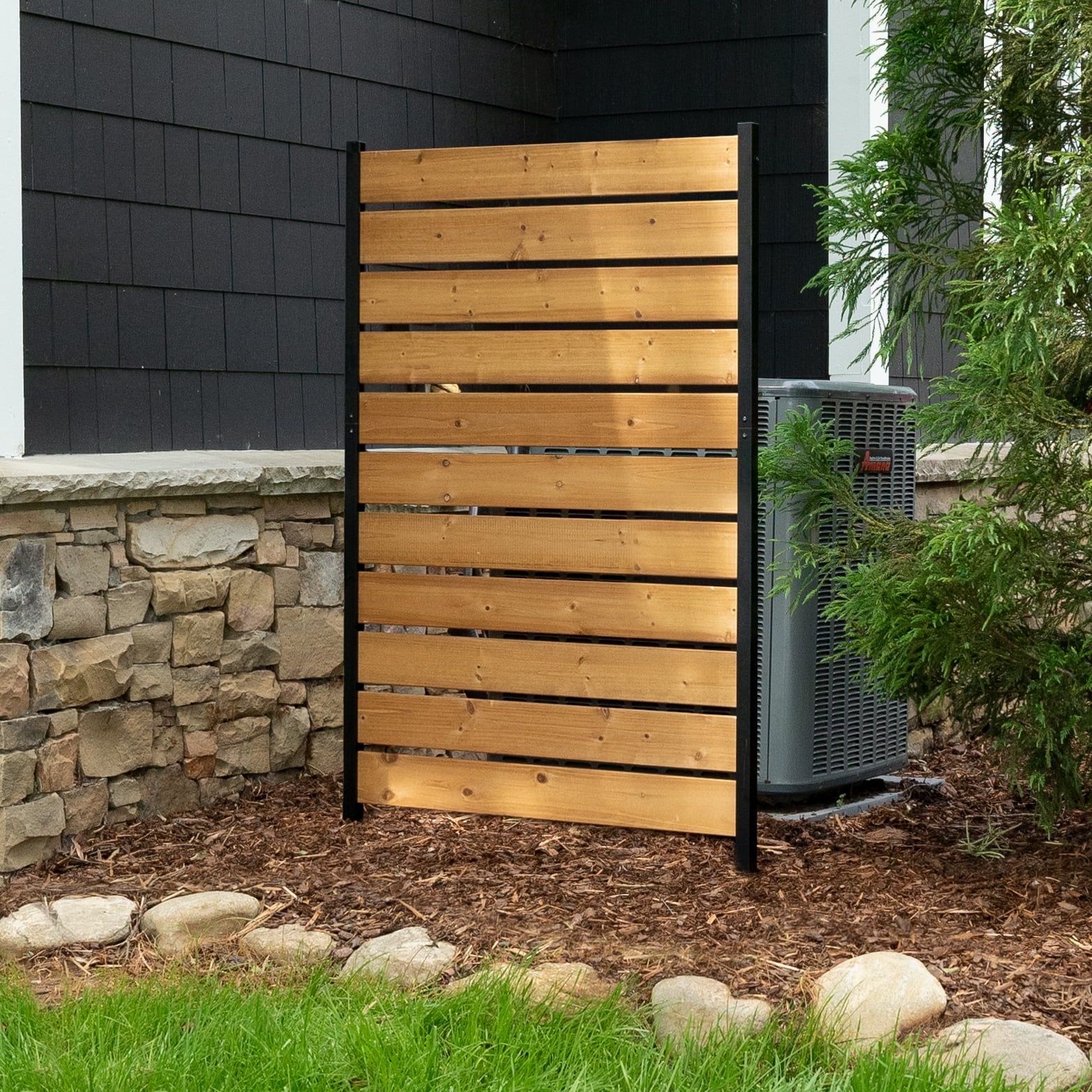 Concord 5ft x 3.2ft Cedar Wood Privacy Screen with Aluminum Posts