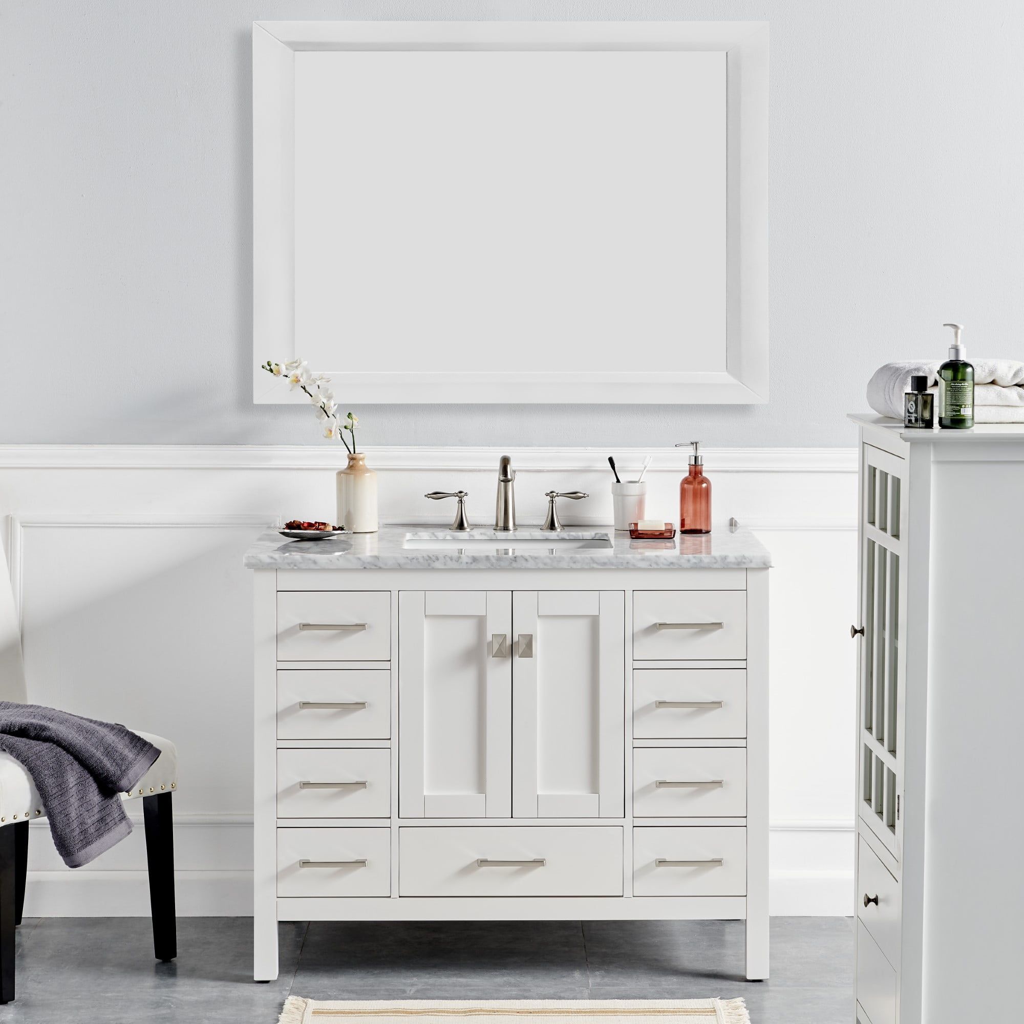 Aberdeen 42" White Marble Single Bathroom Vanity