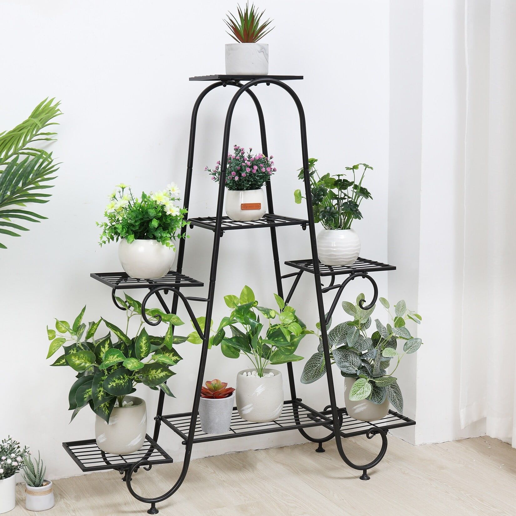 Black Metal 7-Tier Indoor/Outdoor Plant Stand with Curved Feet