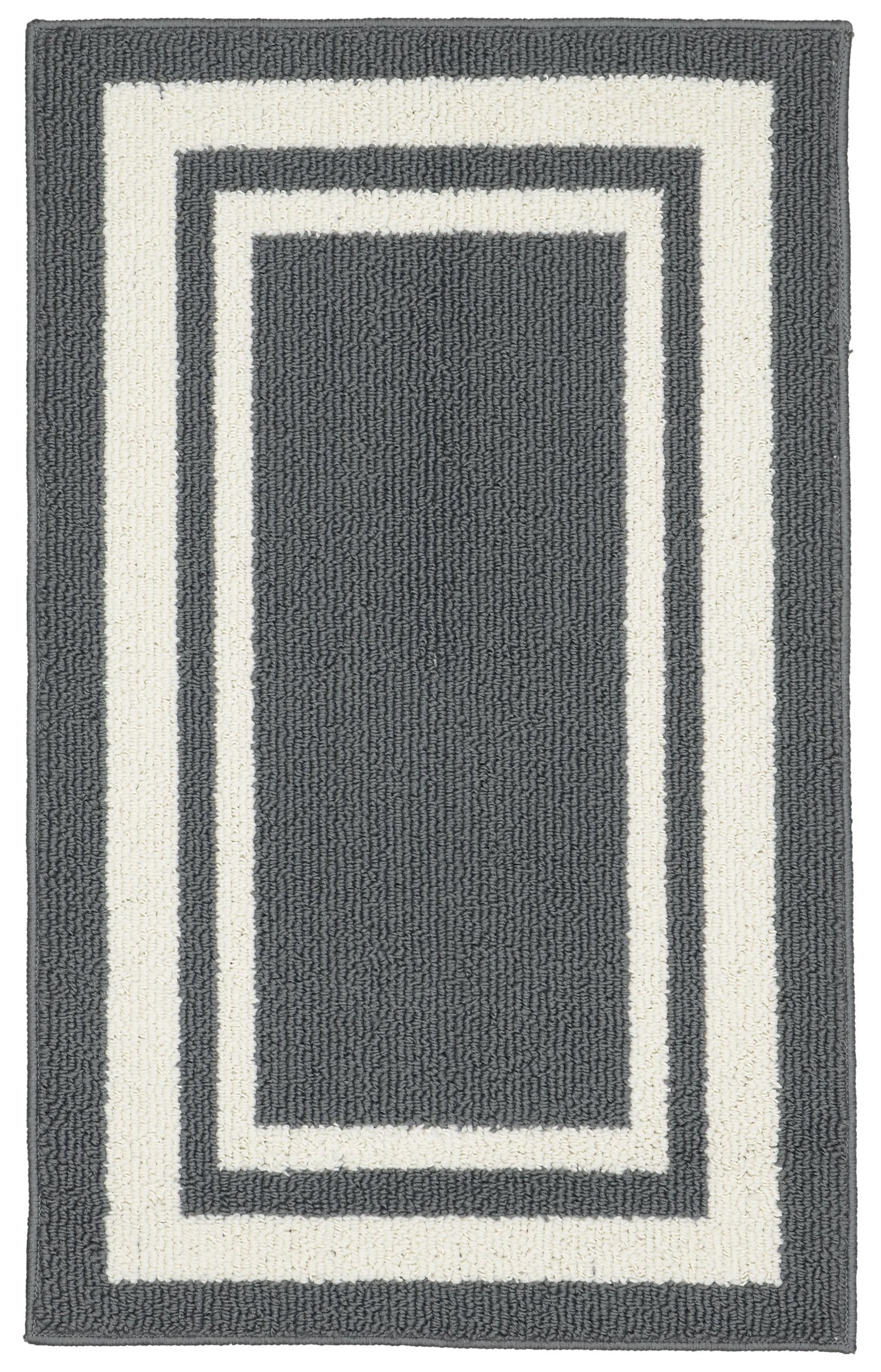 Cinder Gray & Ivory Geometric 5' x 7' Reversible Outdoor Rug