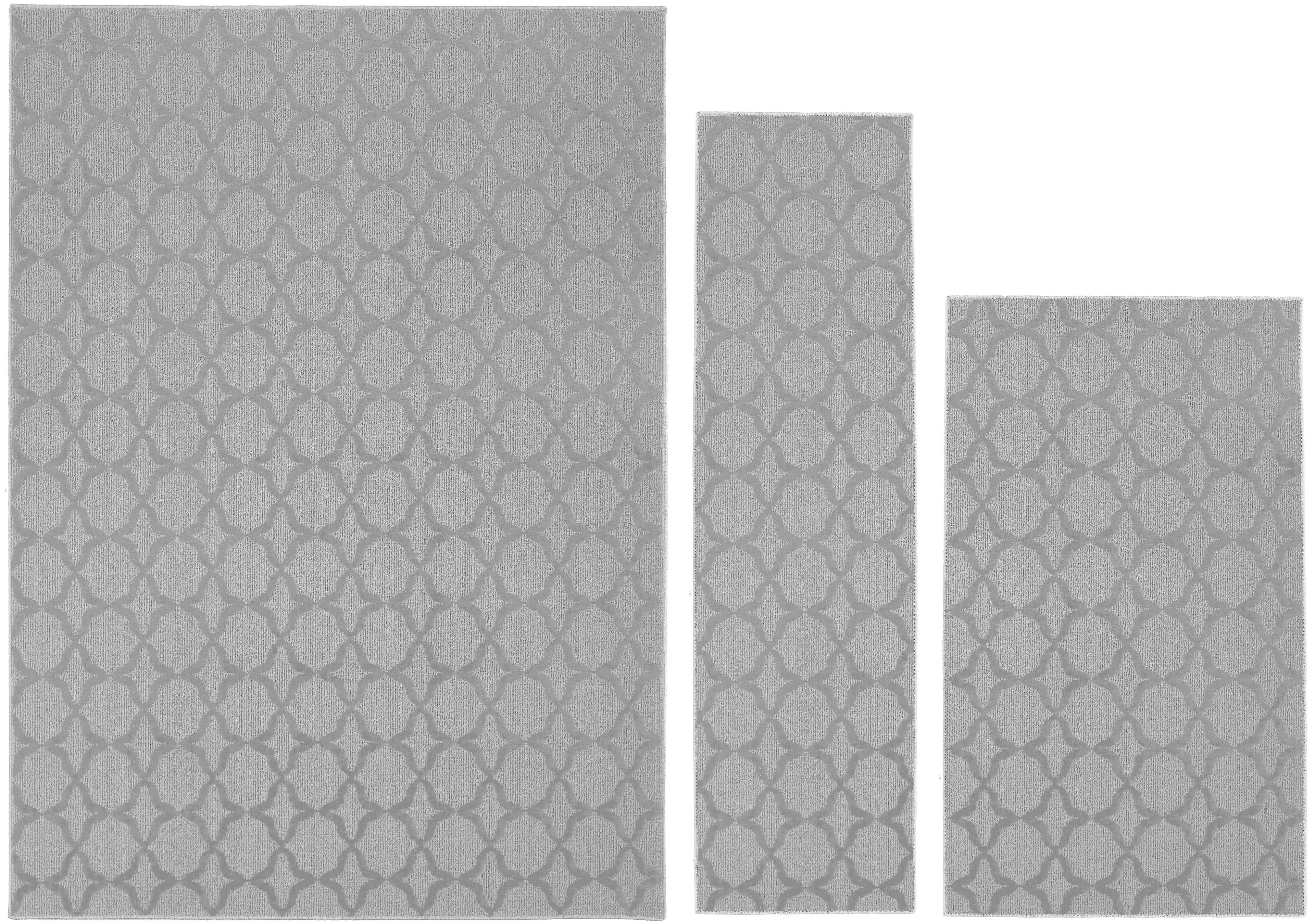 Silver Tufted Trellis 5' x 7' Rectangular Synthetic Area Rug