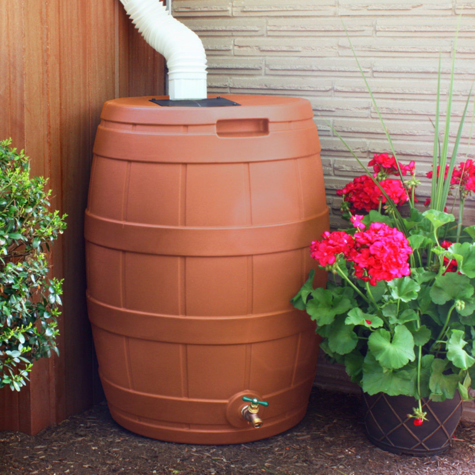 Terra Cotta Resin Rain Barrel with Brass Spigot