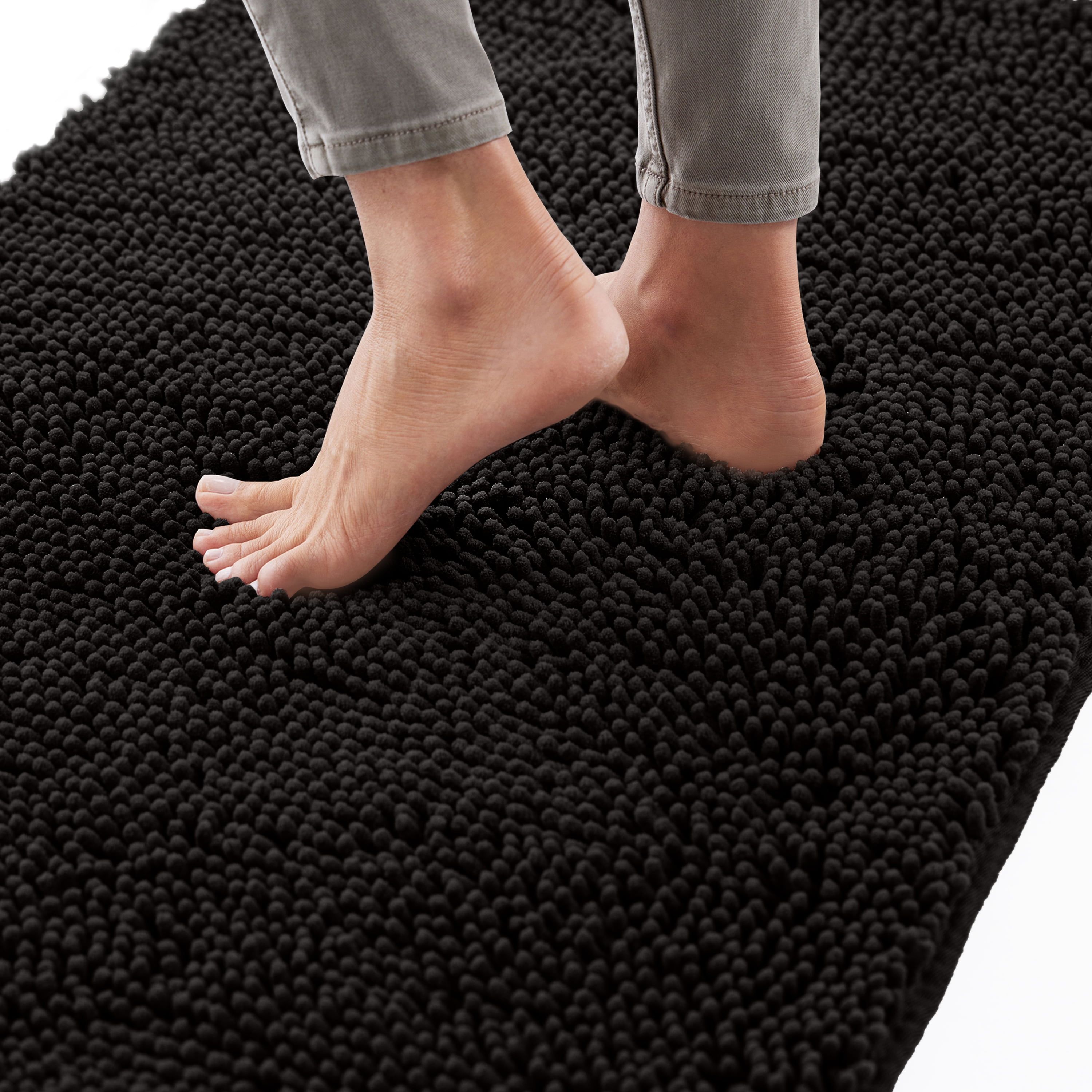 Black Chenille 24" x 17" Ultra Absorbent Bath Rug