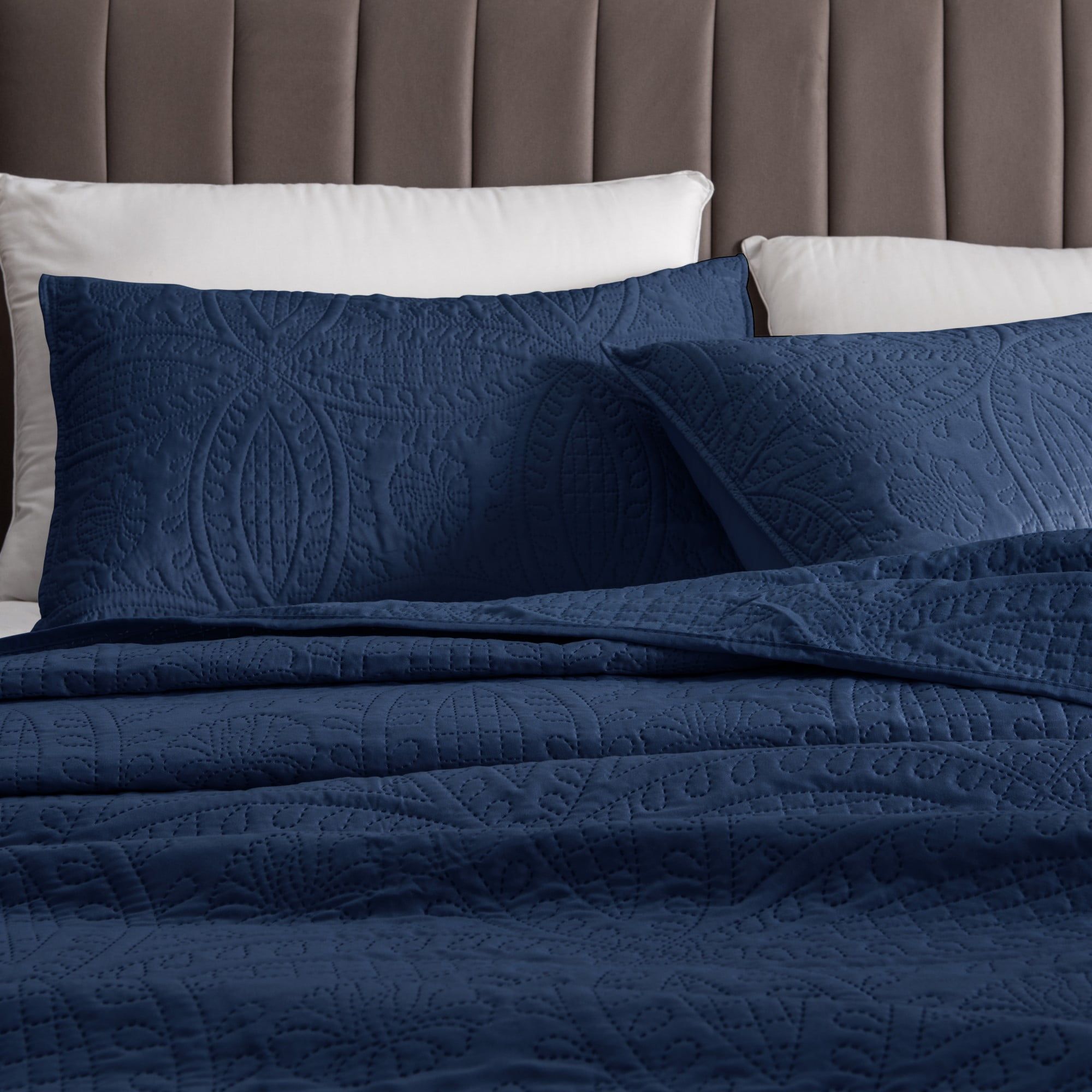 Blue Indigo Full Microfiber Reversible Quilt Set with Shams