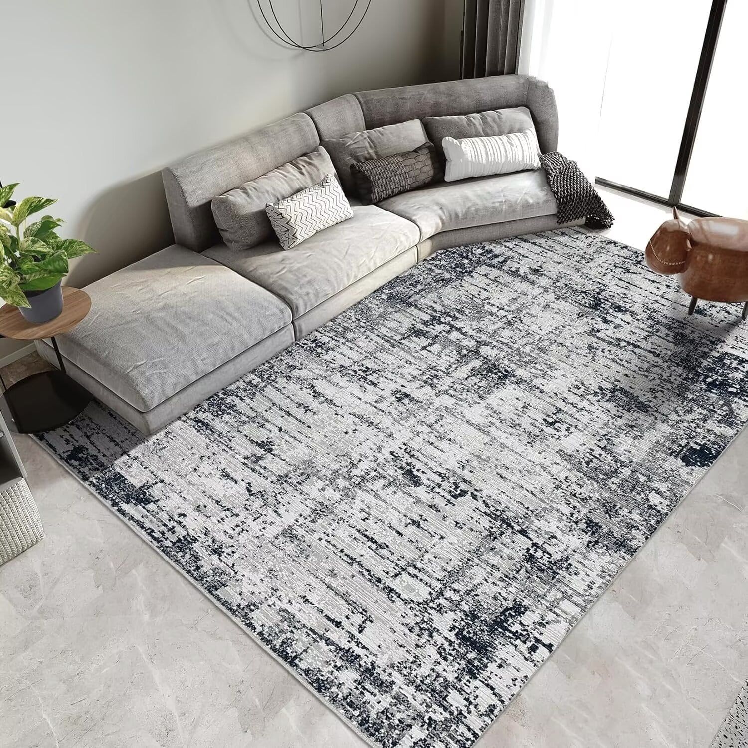 5' x 7' Black and Gray Abstract Washable Area Rug