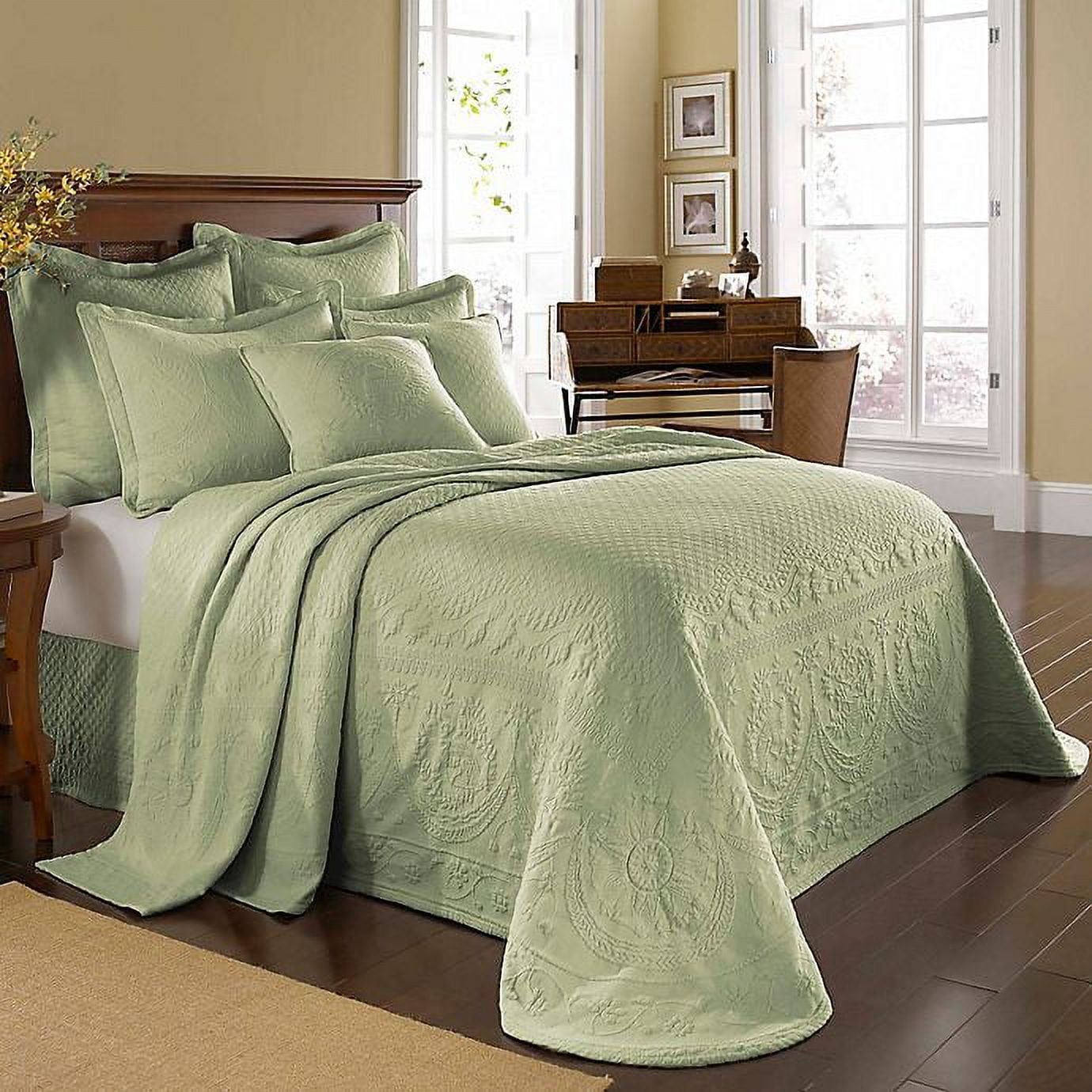 Organic Cotton Reversible King Bedspread Set in Blue