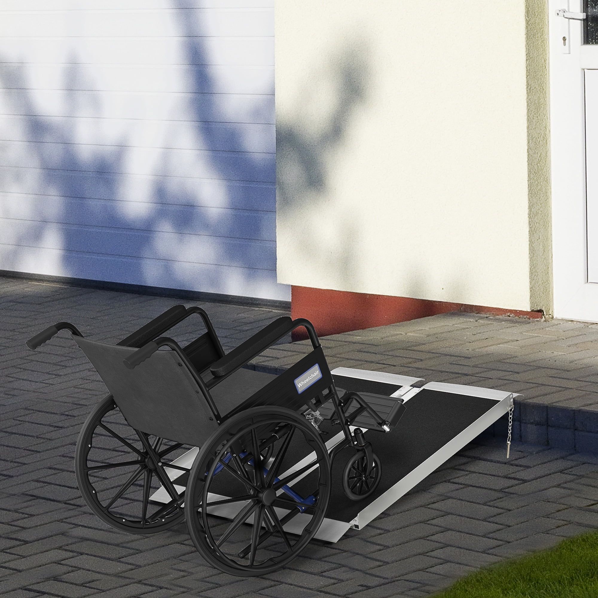 HomCom 3ft Black Aluminum Portable Wheelchair Ramp with Handle