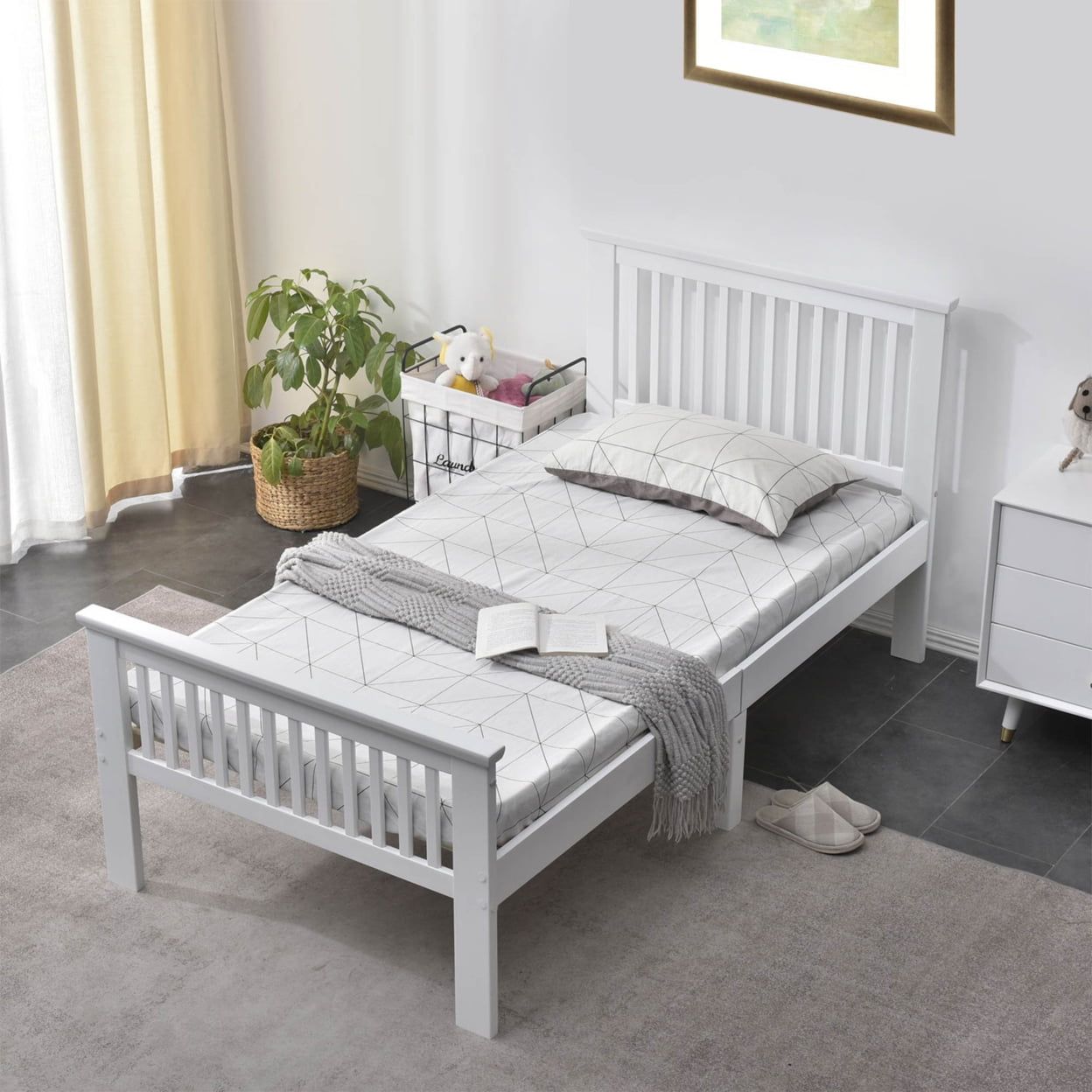 White Pine Twin Bed with Slatted Headboard and Footboard