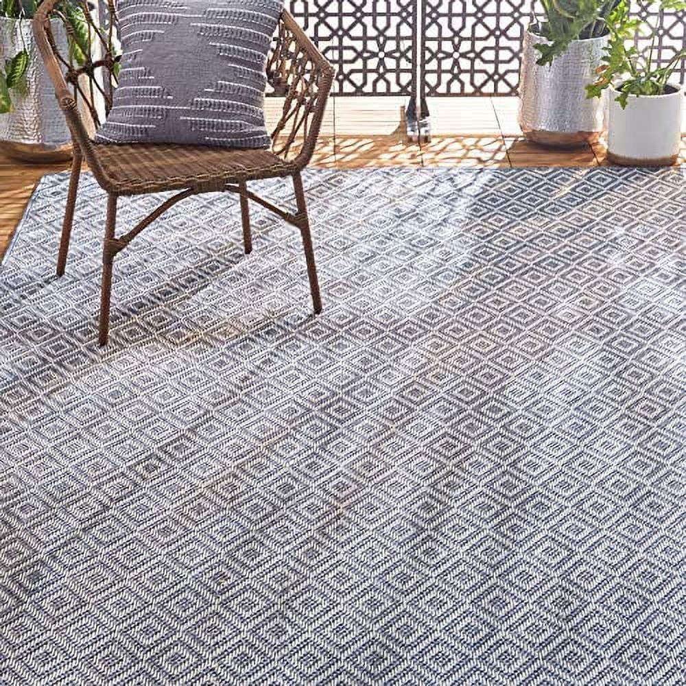 Reversible Denim and Cream Diamond Synthetic 8' x 10' Area Rug