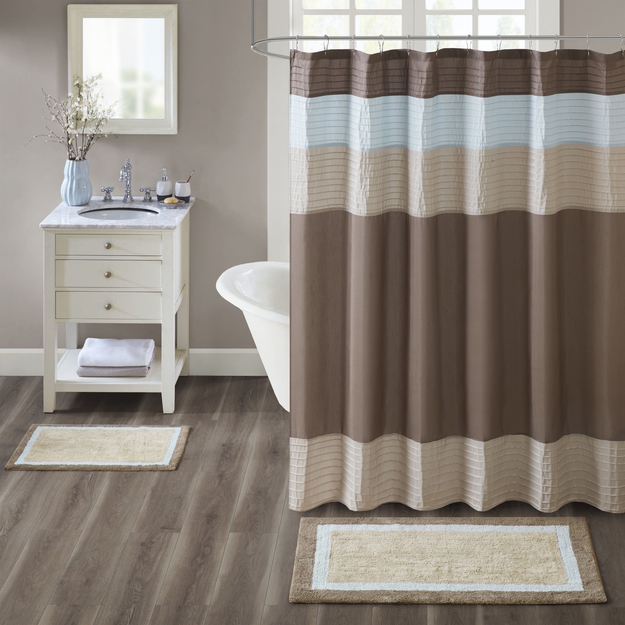 Amherst 24" x 60" Blue and Beige Cotton Tufted Bath Rug