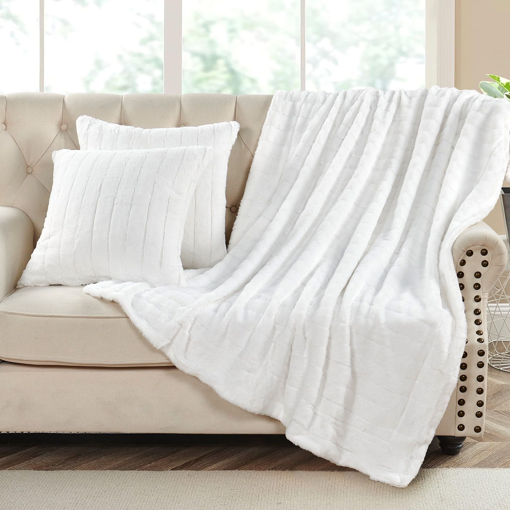 Bright White Faux Fur Knitted Throw Blanket and Pillow Set