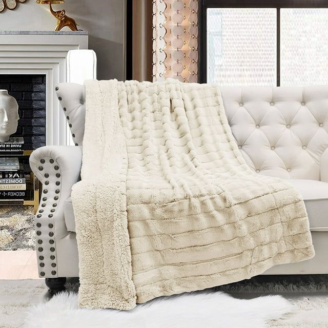 Bleached Sand Sherpa Faux Fur Machine Washable Throw Blanket 50x60