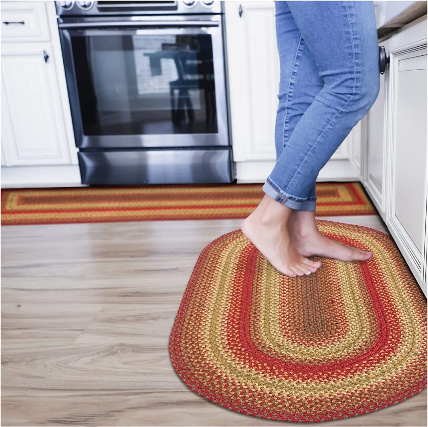 Cider Barn Red and Green Oval Braided Jute Rug 20" x 30"