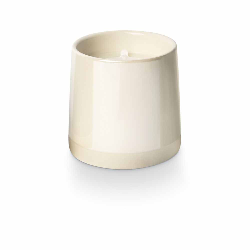 Winter White Scented Soy Candle in Ceramic Holder