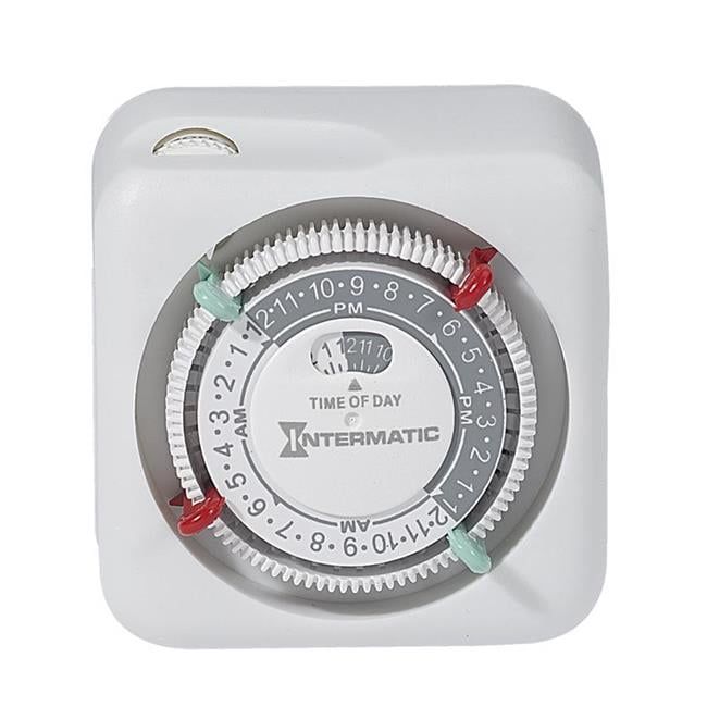 Intermatic White Analog Indoor Lamp and Appliance Timer