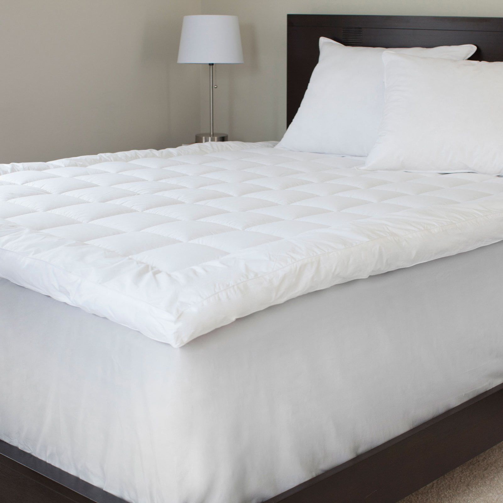 Queen Size White Hypoallergenic Down Alternative Mattress Topper