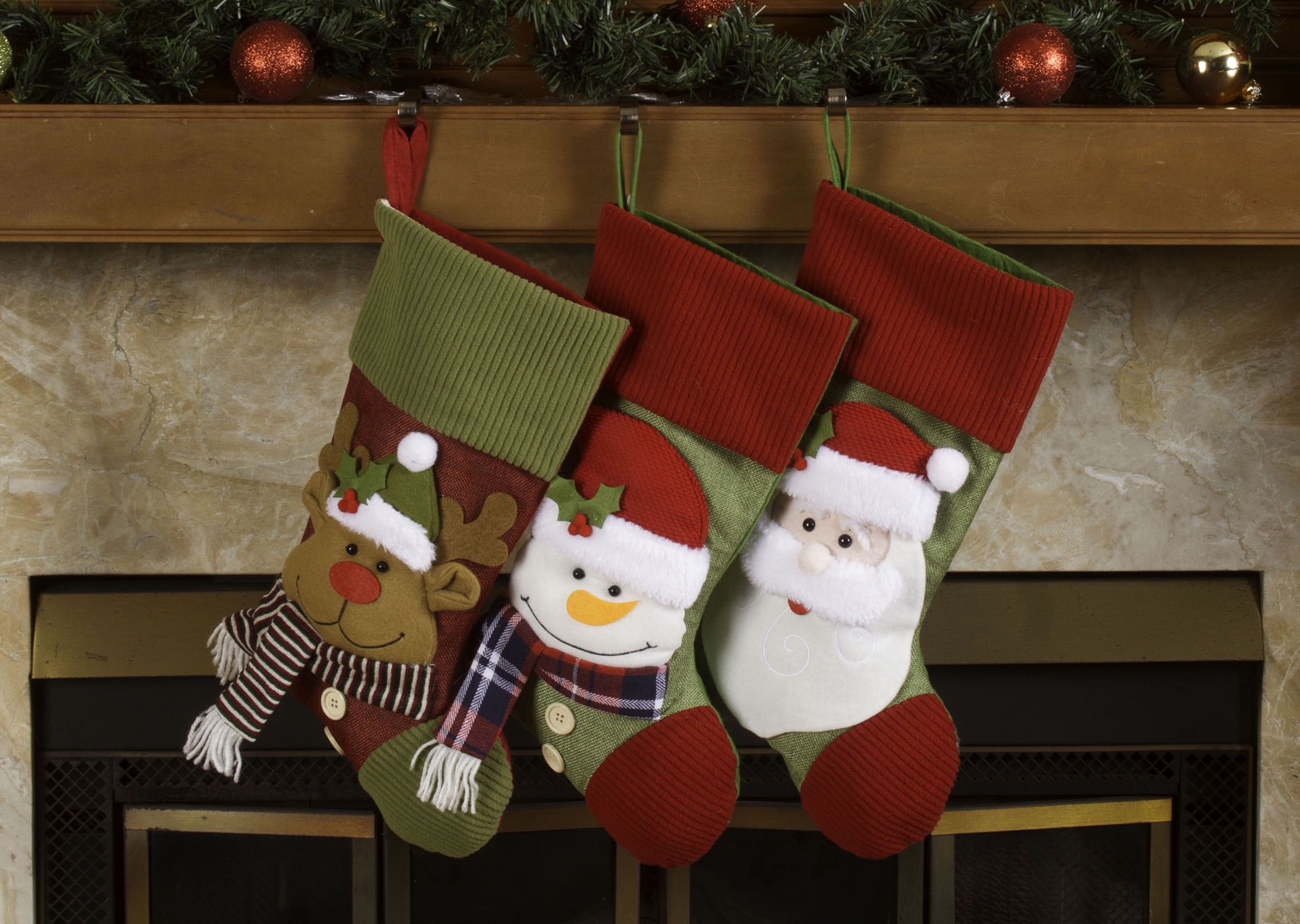 18" Green and Red Fleece Christmas Stocking Set