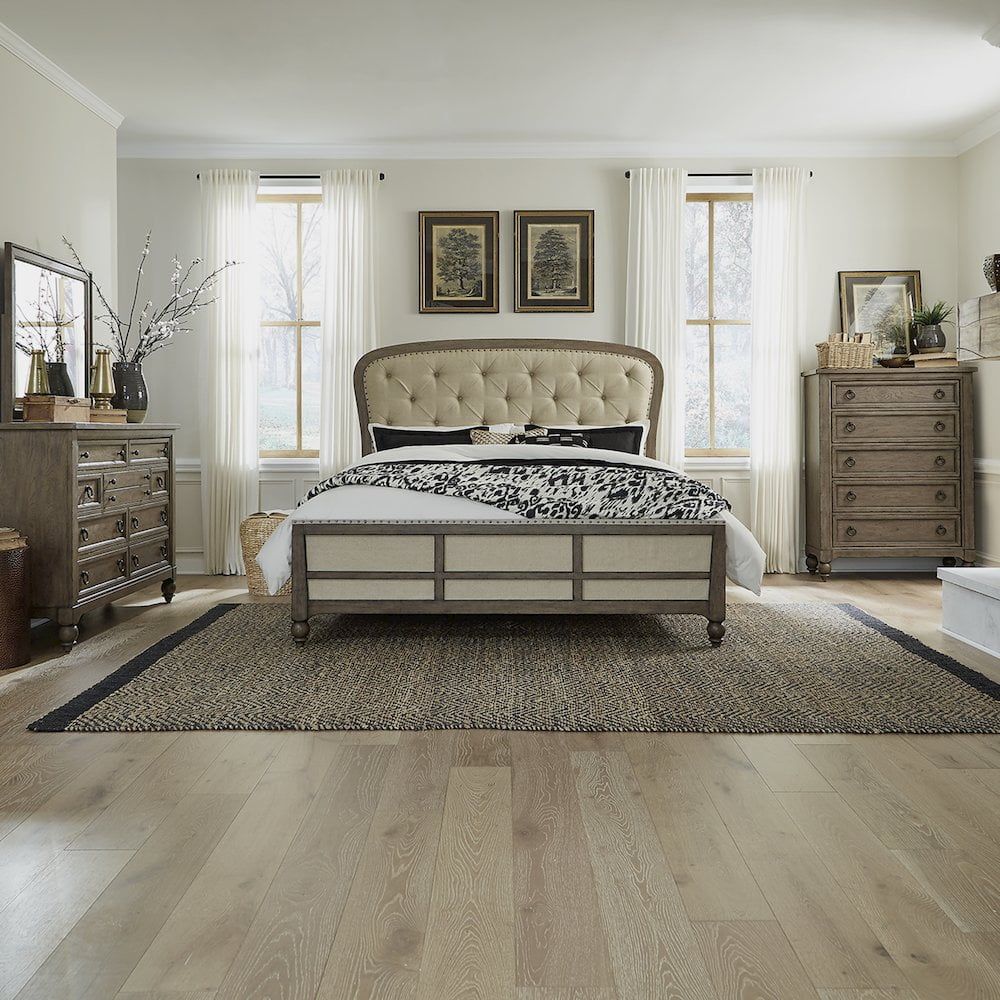 Light Brown Queen Bed Set with Dresser, Mirror, and Chest