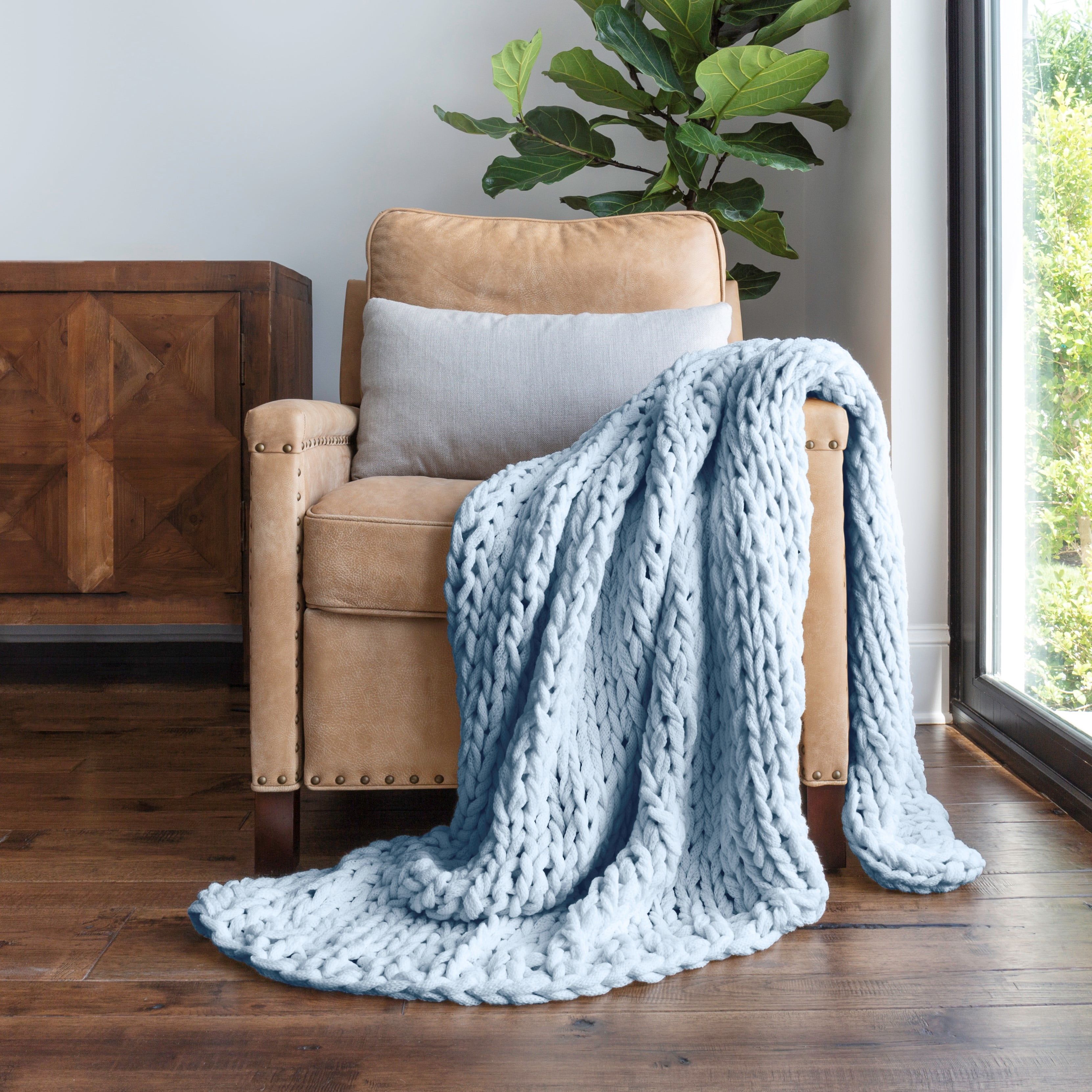 Light Blue Chunky Knit Acrylic Throw Blanket