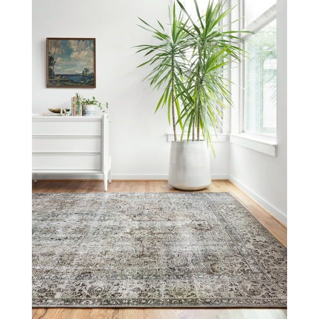 Luxurious 8' x 10' Easy-Care Gray Synthetic Area Rug