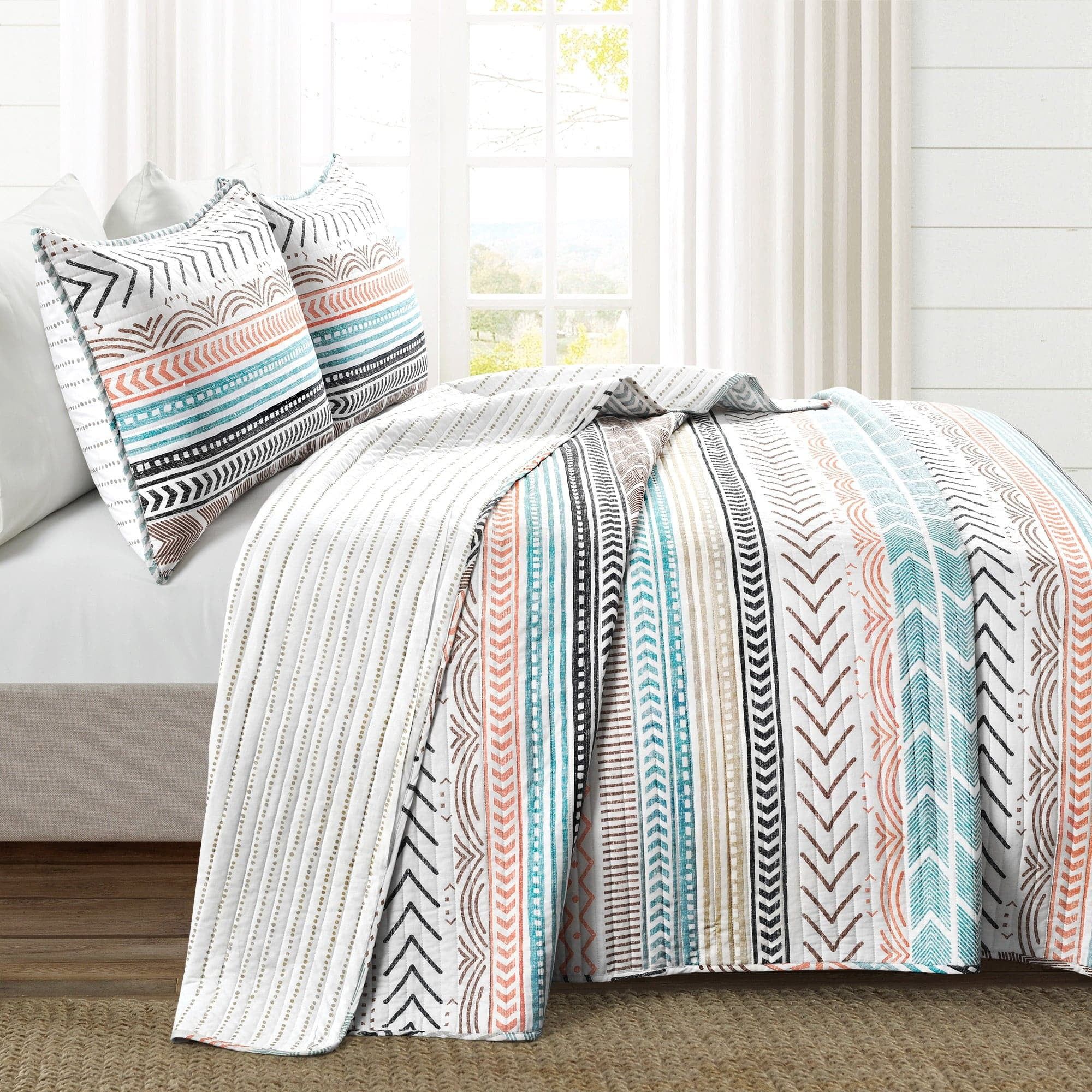 King Multicolor Cotton Reversible Geometric Quilt Set