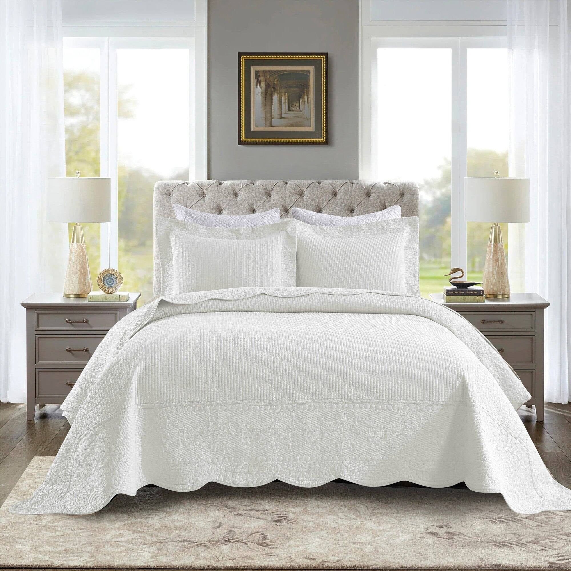 White Cotton Queen Quilt Bedspread Set with Embroidery