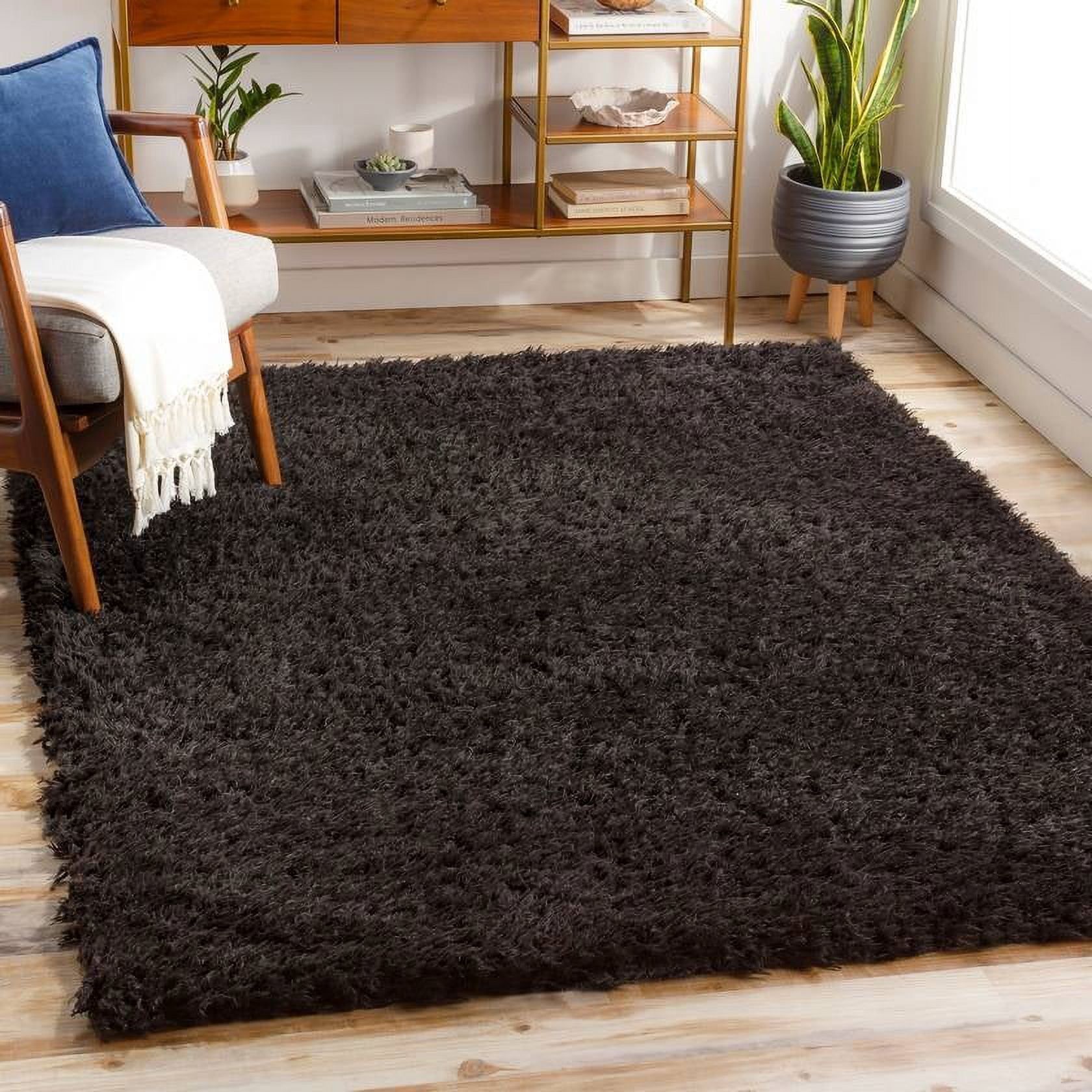 Abraham Modern Black Synthetic Shag Area Rug 2'3" x 3'9"
