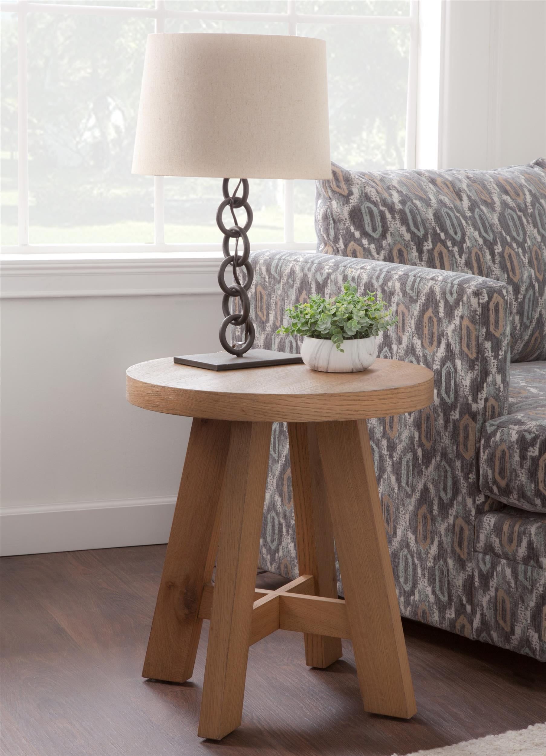 Natural Prairie Oak Round Wood End Table