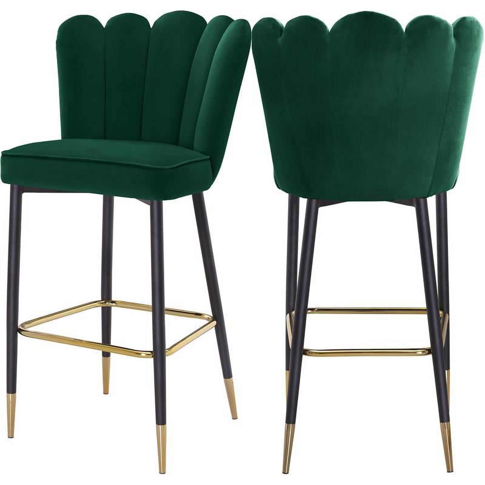 Luxe Green Velvet Fan-Back Bar Stool with Gold-Tipped Legs