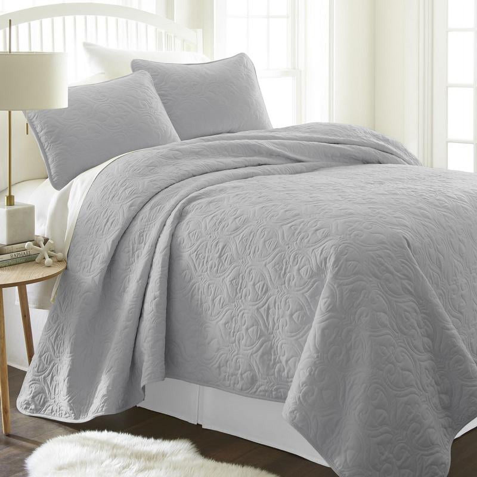 Gray King Microfiber Quilted Coverlet Set