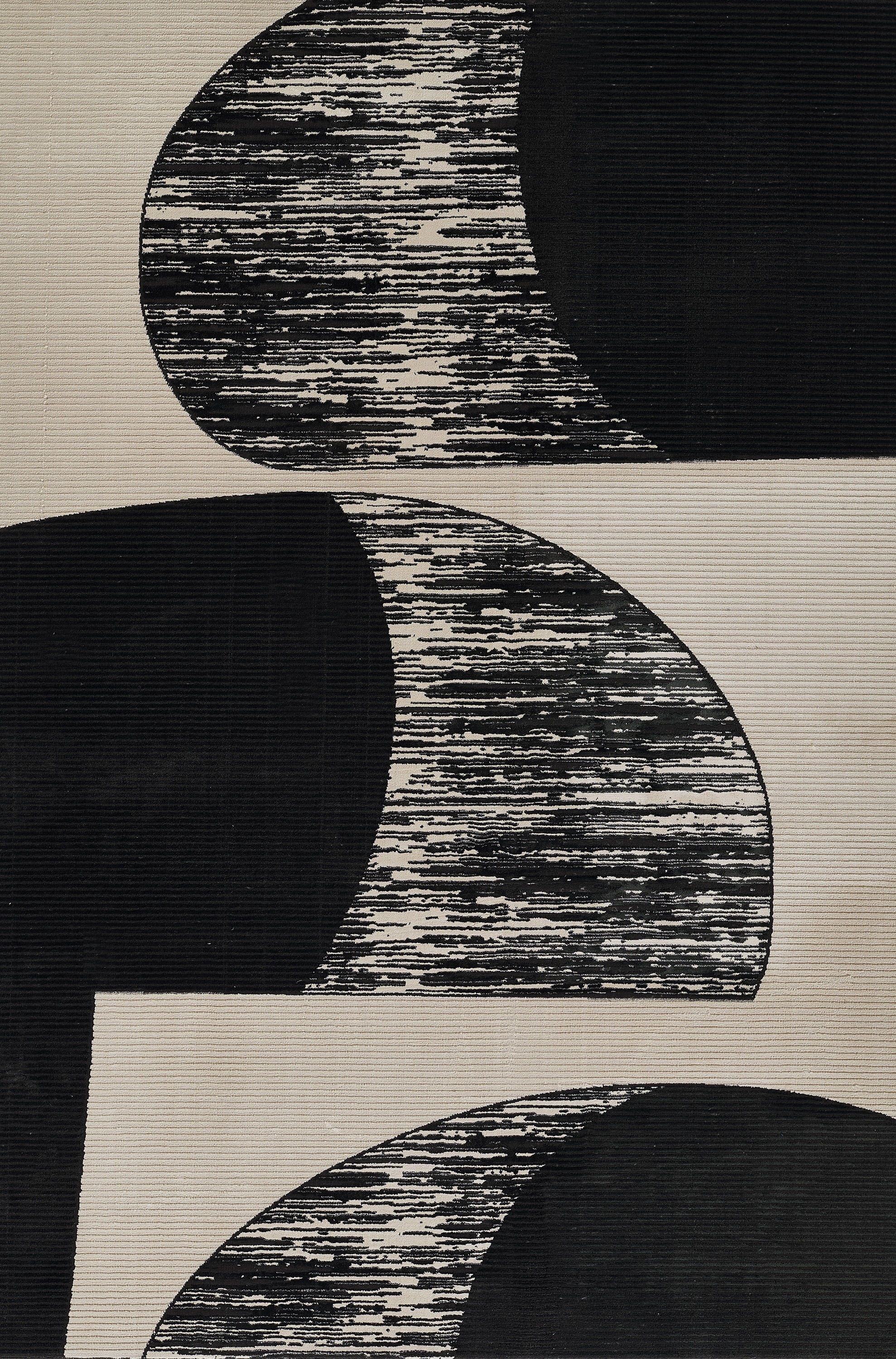 Xander Black and Gray Geometric Synthetic Area Rug 7'10" x 9'10"