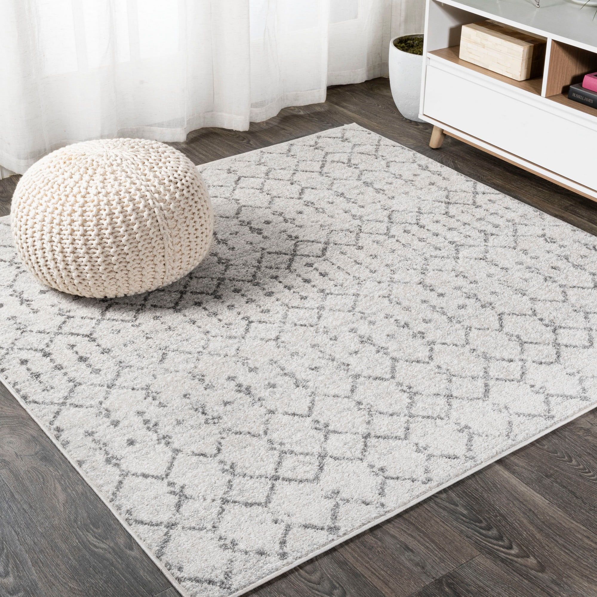 Vintage Moroccan Trellis Cream/Gray 8' Square Synthetic Area Rug