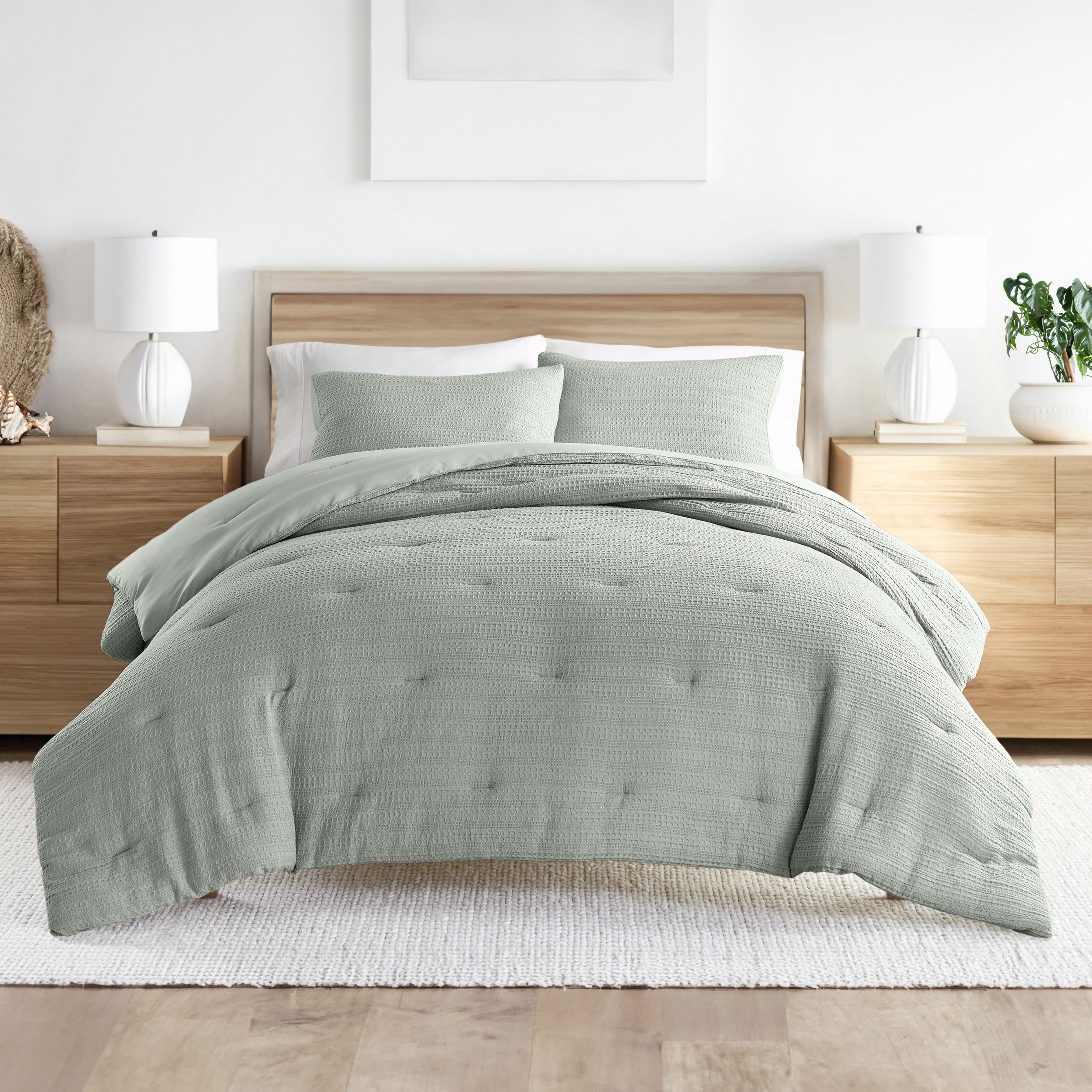 Green Mist Organic Down Alternative Full Bedspread Set