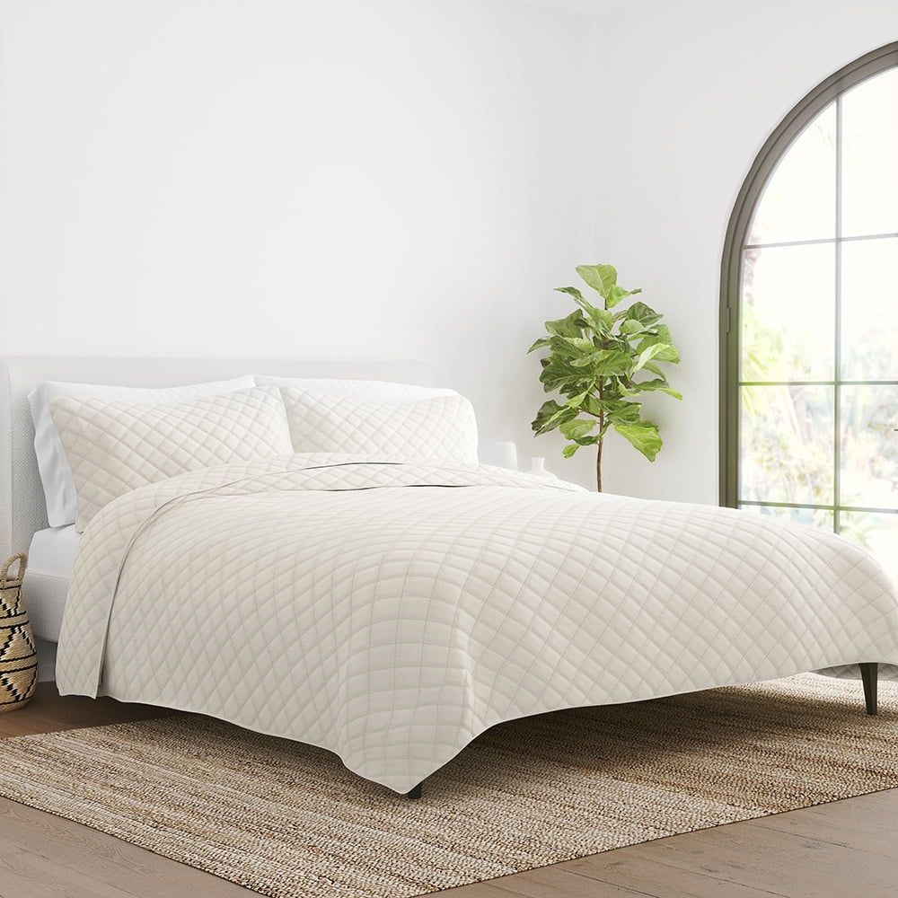 Natural Diamond Stitch Full Microfiber Quilt Set