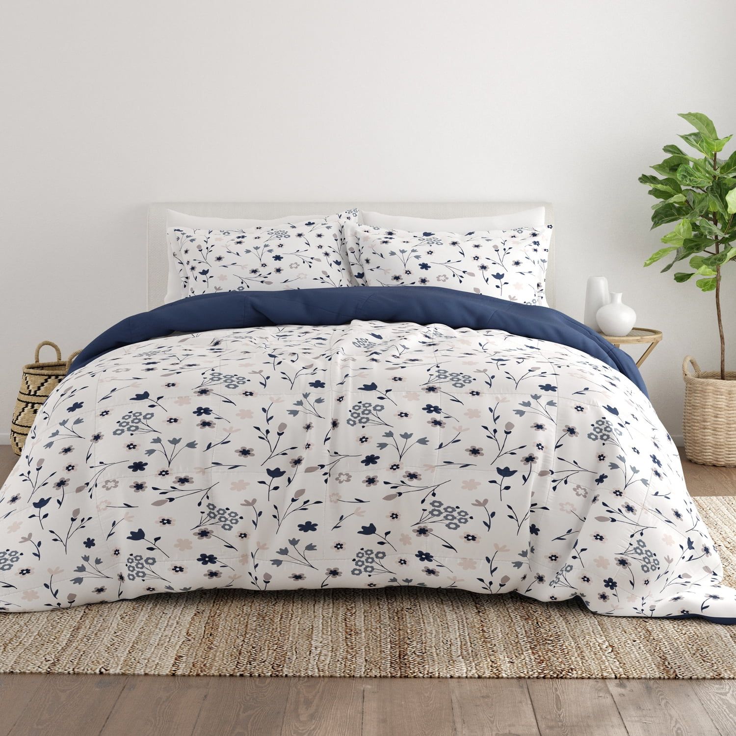 King Navy and White Reversible Down Alternative Comforter Set