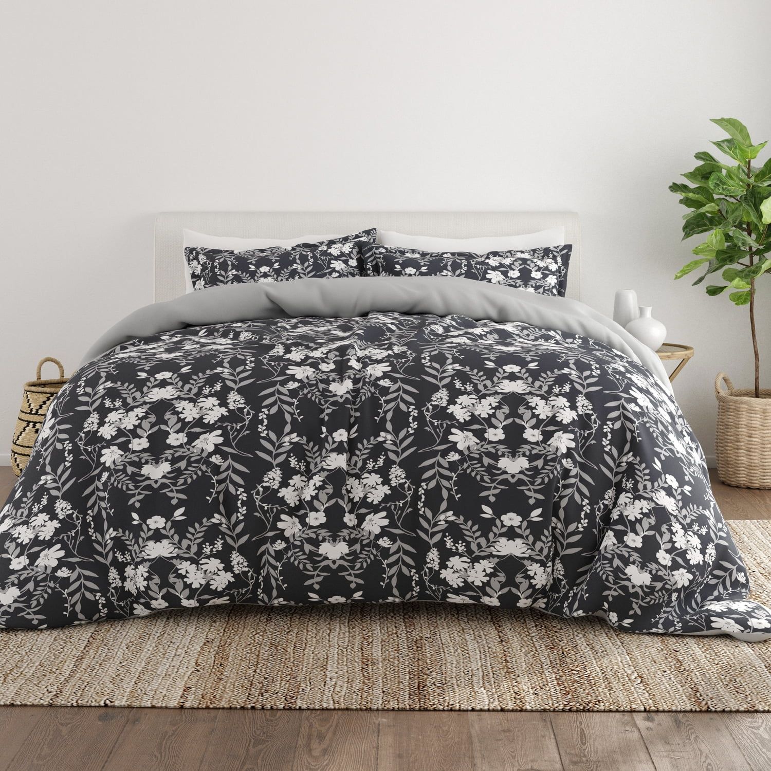 Black and White Floral Print King Microfiber Duvet Cover Set