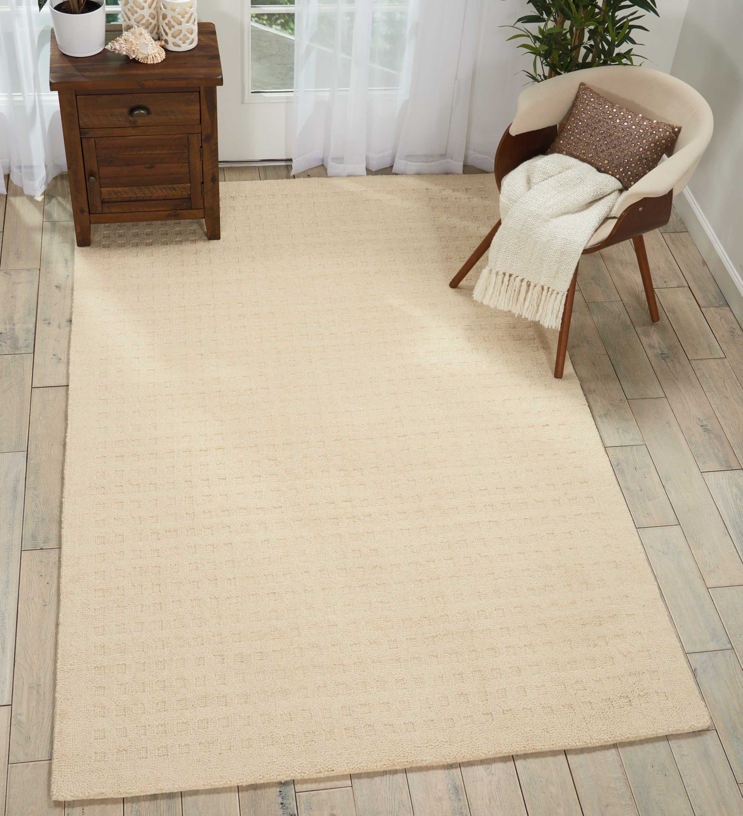 Handmade Ivory Wool Rectangular Area Rug 6'6" x 9'6"