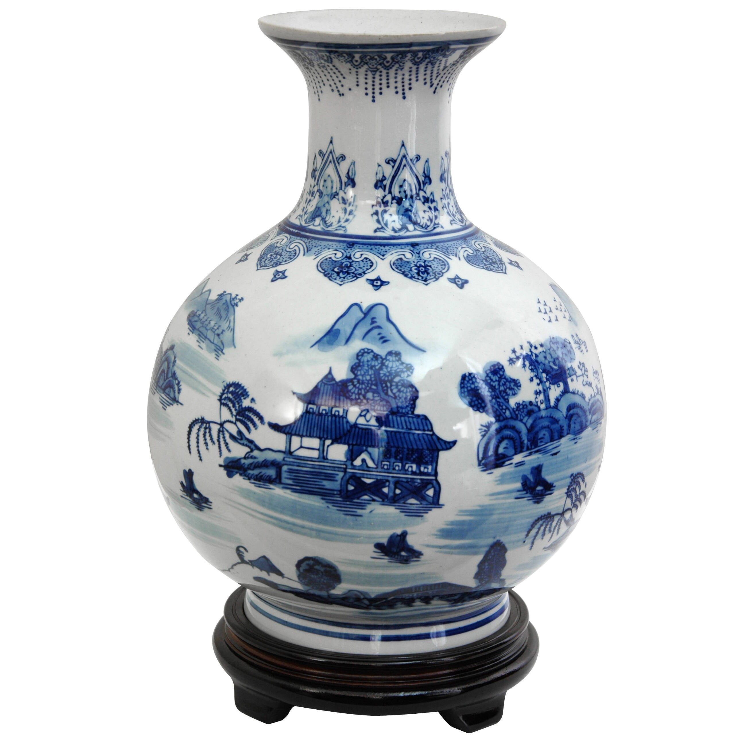 Elegant 14'' Blue and White Porcelain Landscape Table Vase