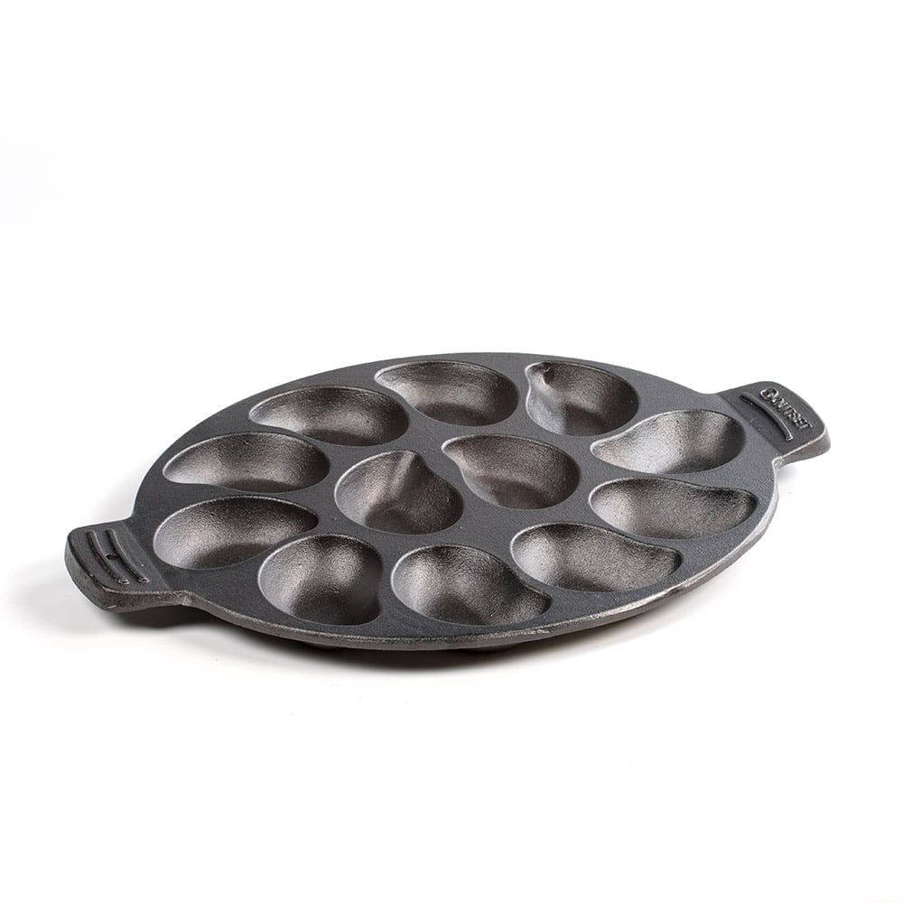 Black Cast Iron 12-Cavity Oyster Grill Pan