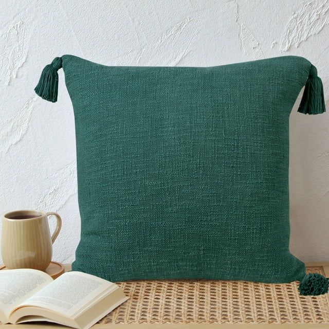 Green Cotton 20" x 20" Throw Pillow with Tassels