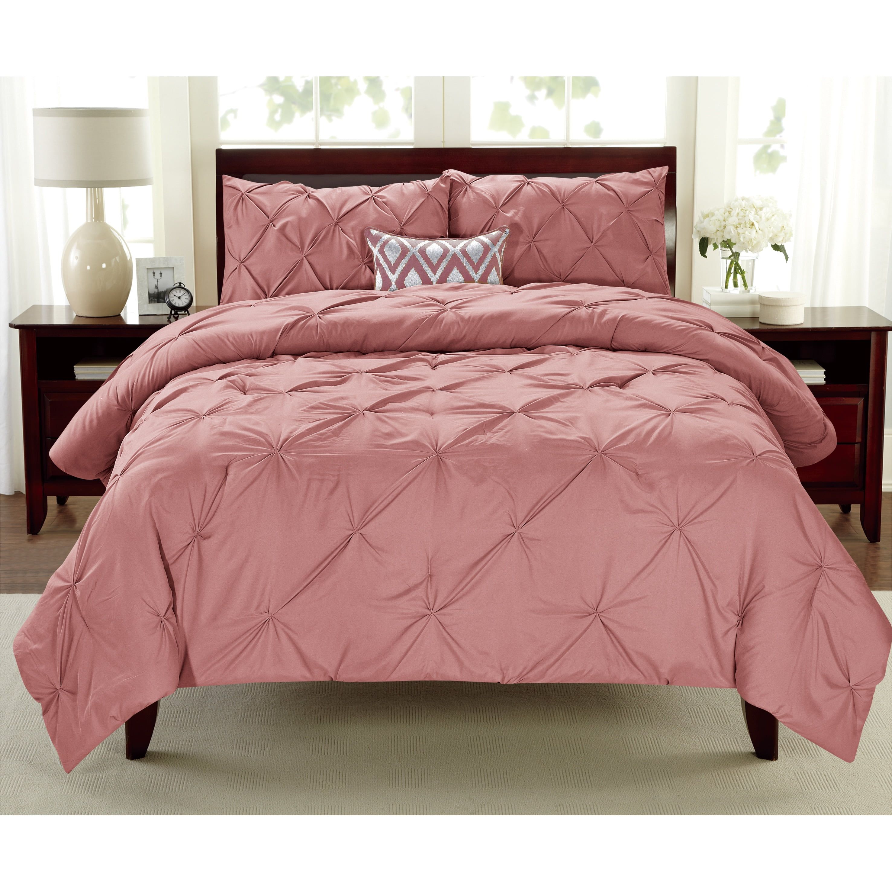 Coral Twin Pintuck Down Alternative Microfiber Comforter Set