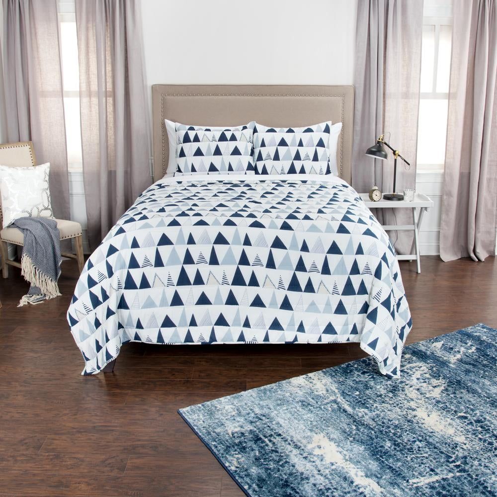 Ivory and Blue Geometric Cotton Twin Quilt Set