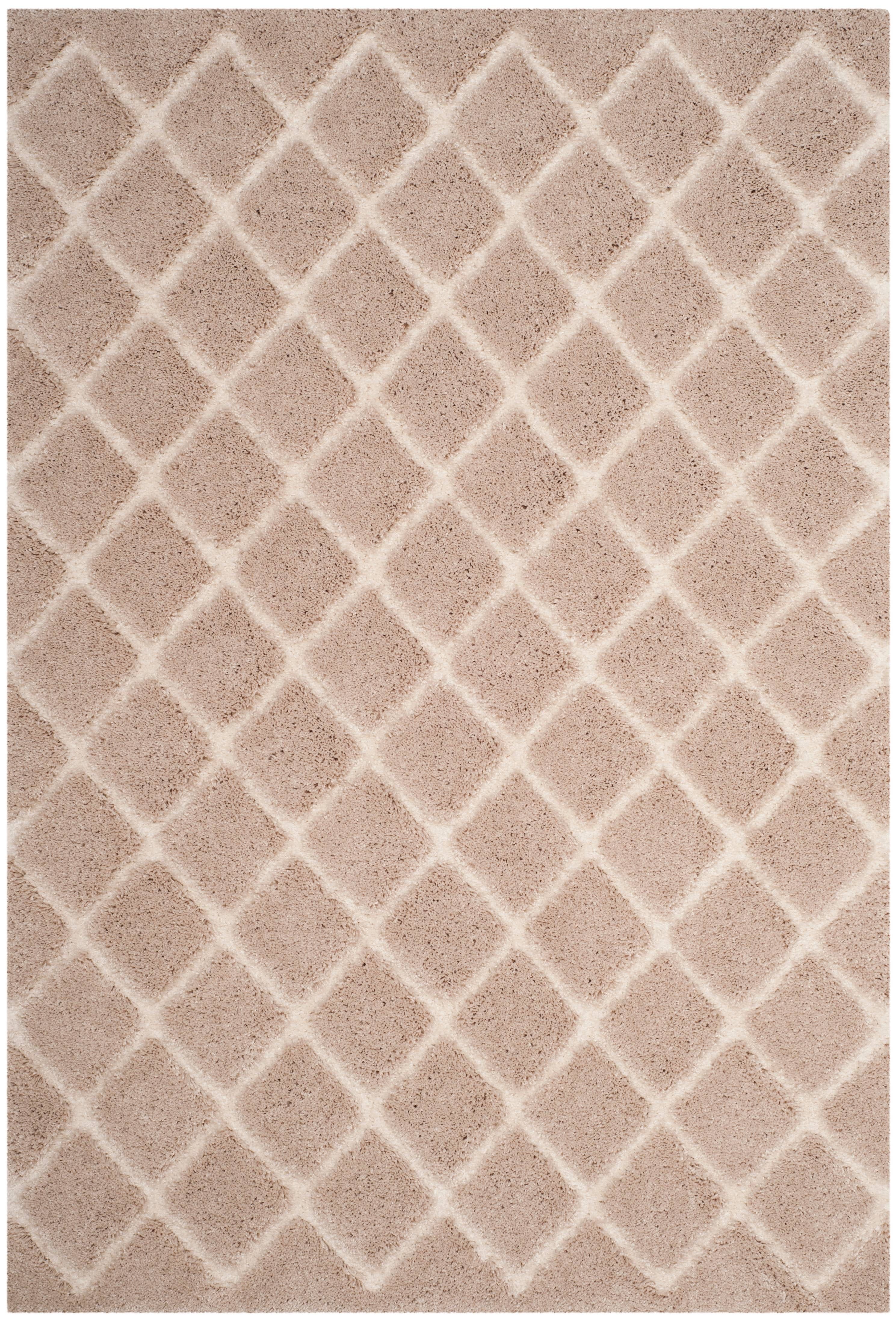 Beige and Cream Geometric Shag Runner Rug, 3' x 5'