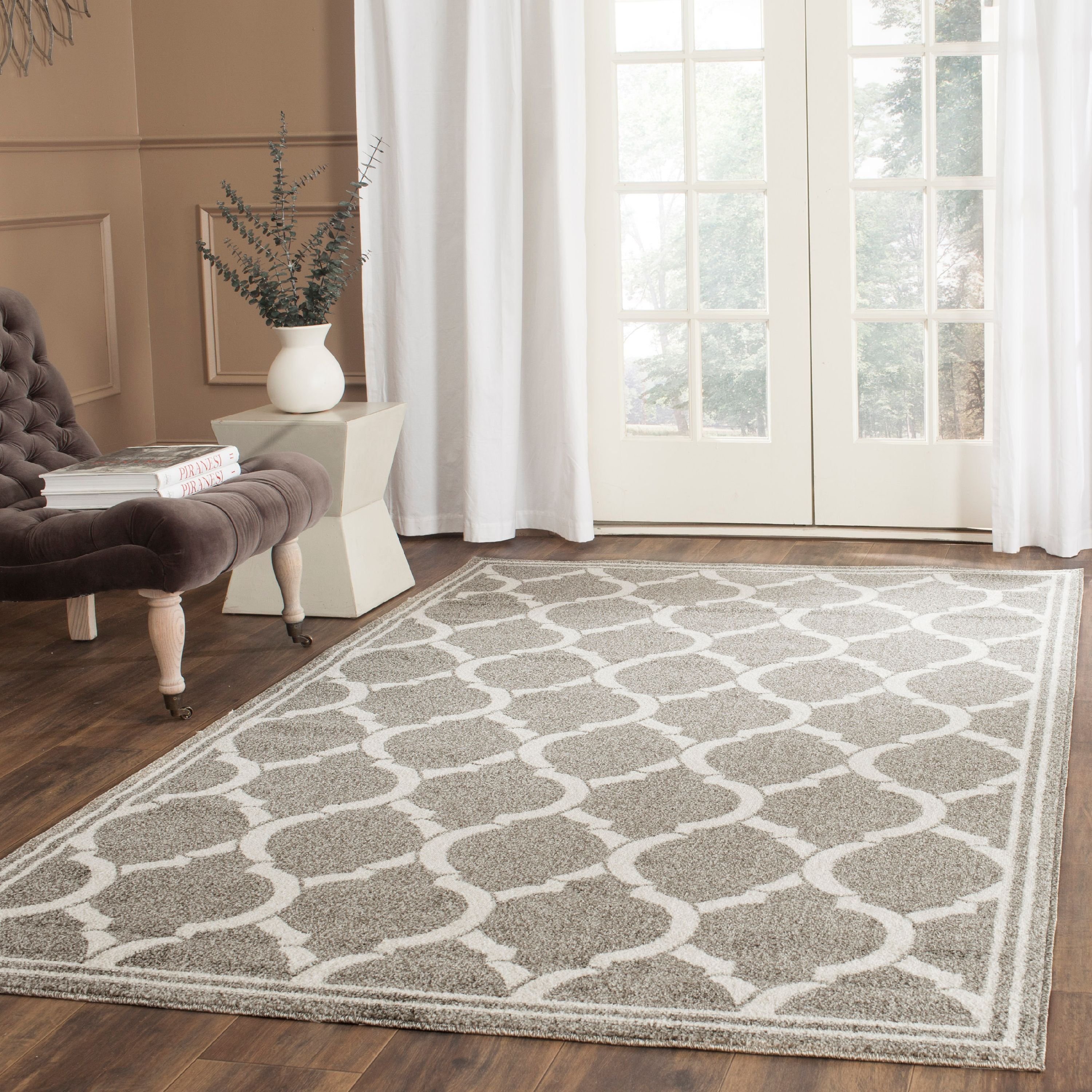 Dark Grey and Beige Geometric Synthetic 3' x 5' Area Rug