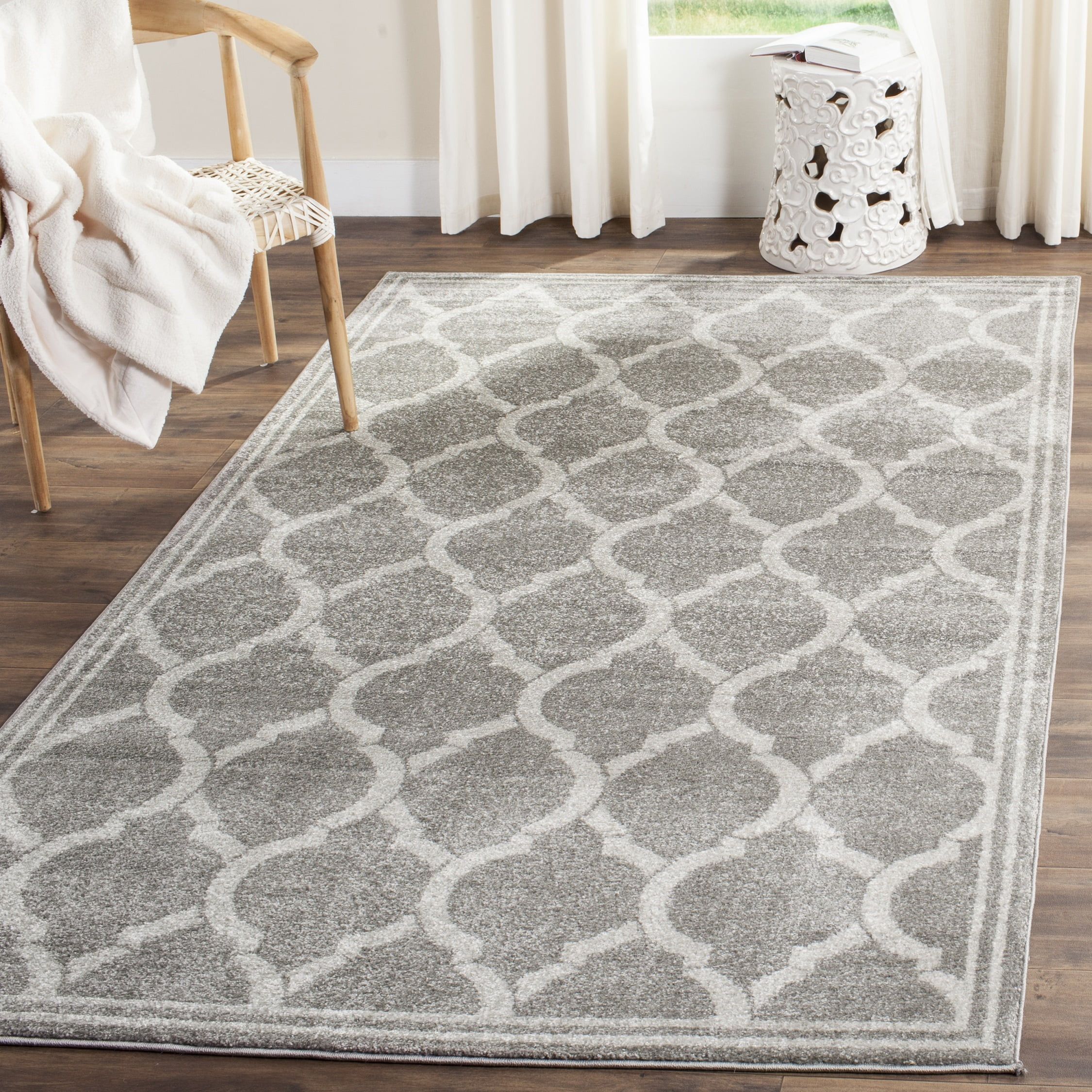 Elegant Grey & Light Grey Trellis 7' Square Washable Area Rug