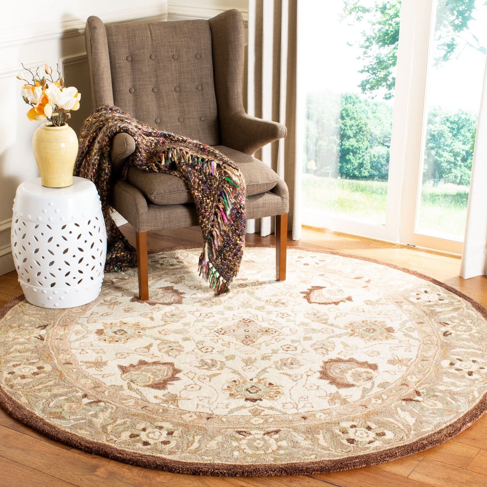 Ivory and Brown 8' Round Handmade Wool Tufted Rug